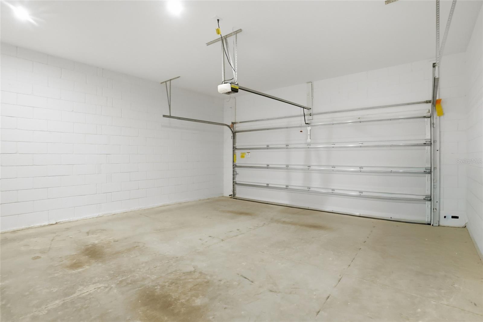 Image 32 of 35 For 16396 Prairie School Drive