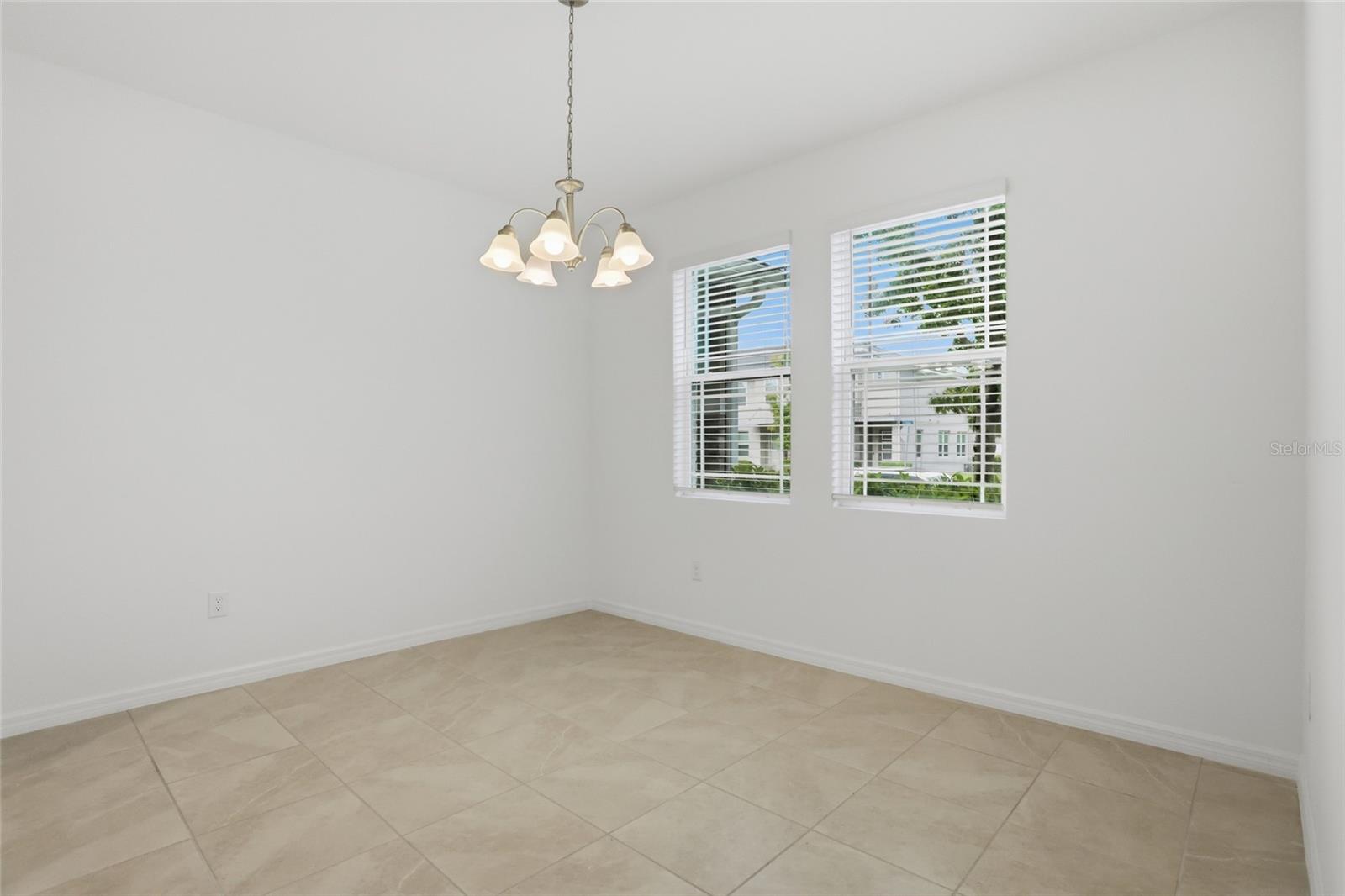 Image 4 of 35 For 16396 Prairie School Drive