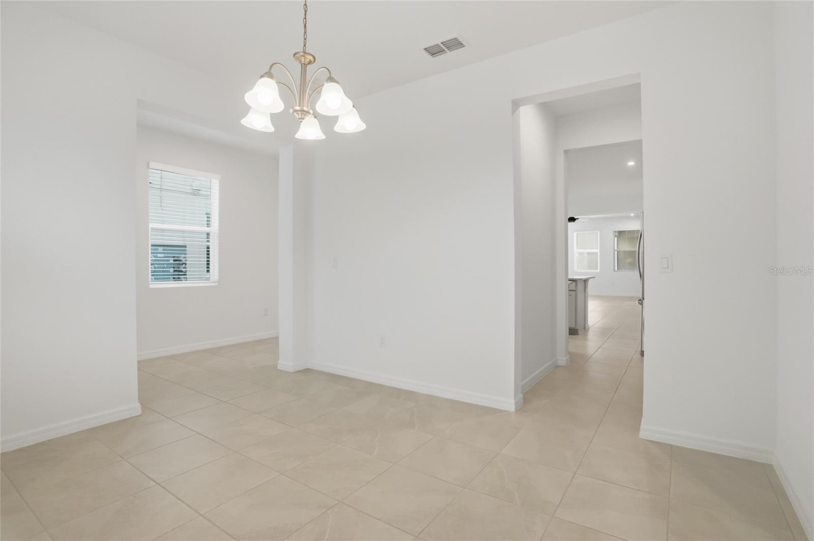 Image 5 of 35 For 16396 Prairie School Drive