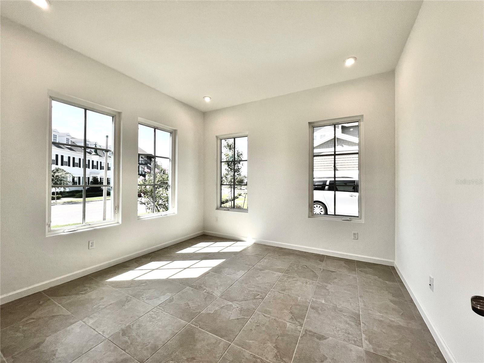 Image 5 of 45 For 2116 Celebration Boulevard