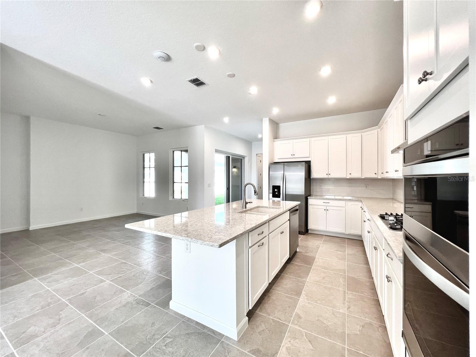 Image 8 of 45 For 2116 Celebration Boulevard