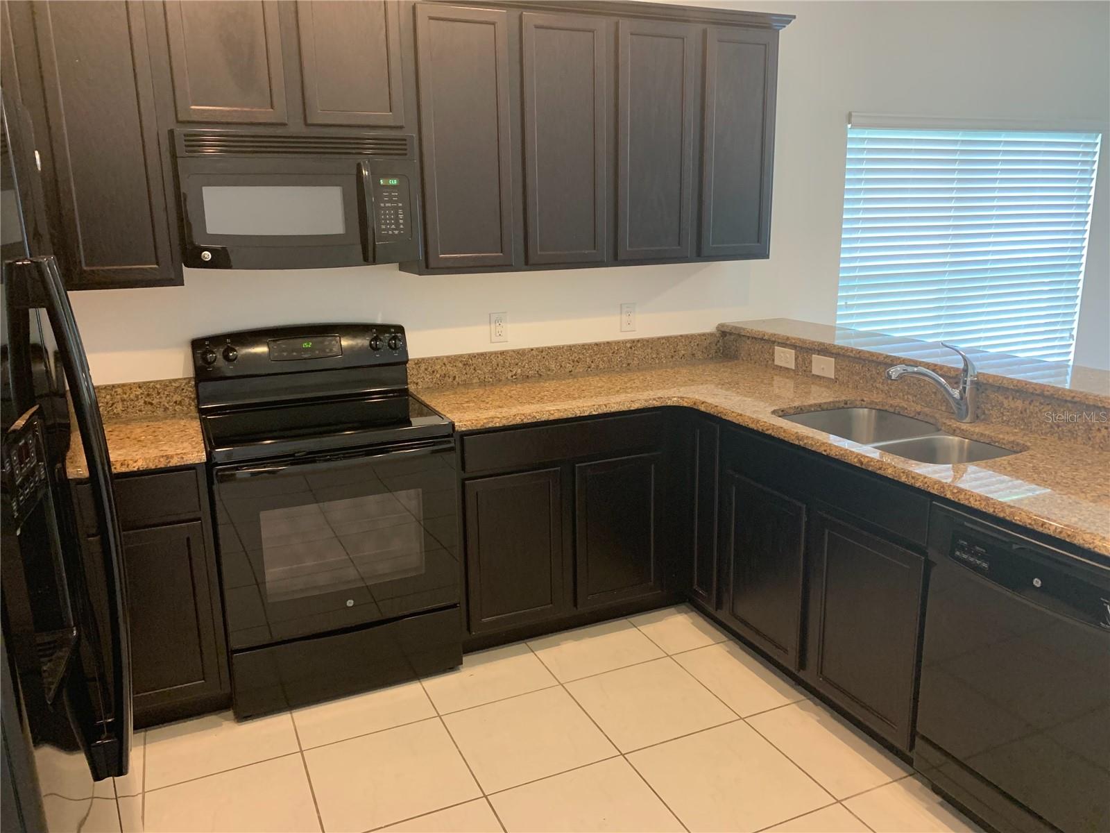 Image 7 of 17 For 4848 Rockvale Drive