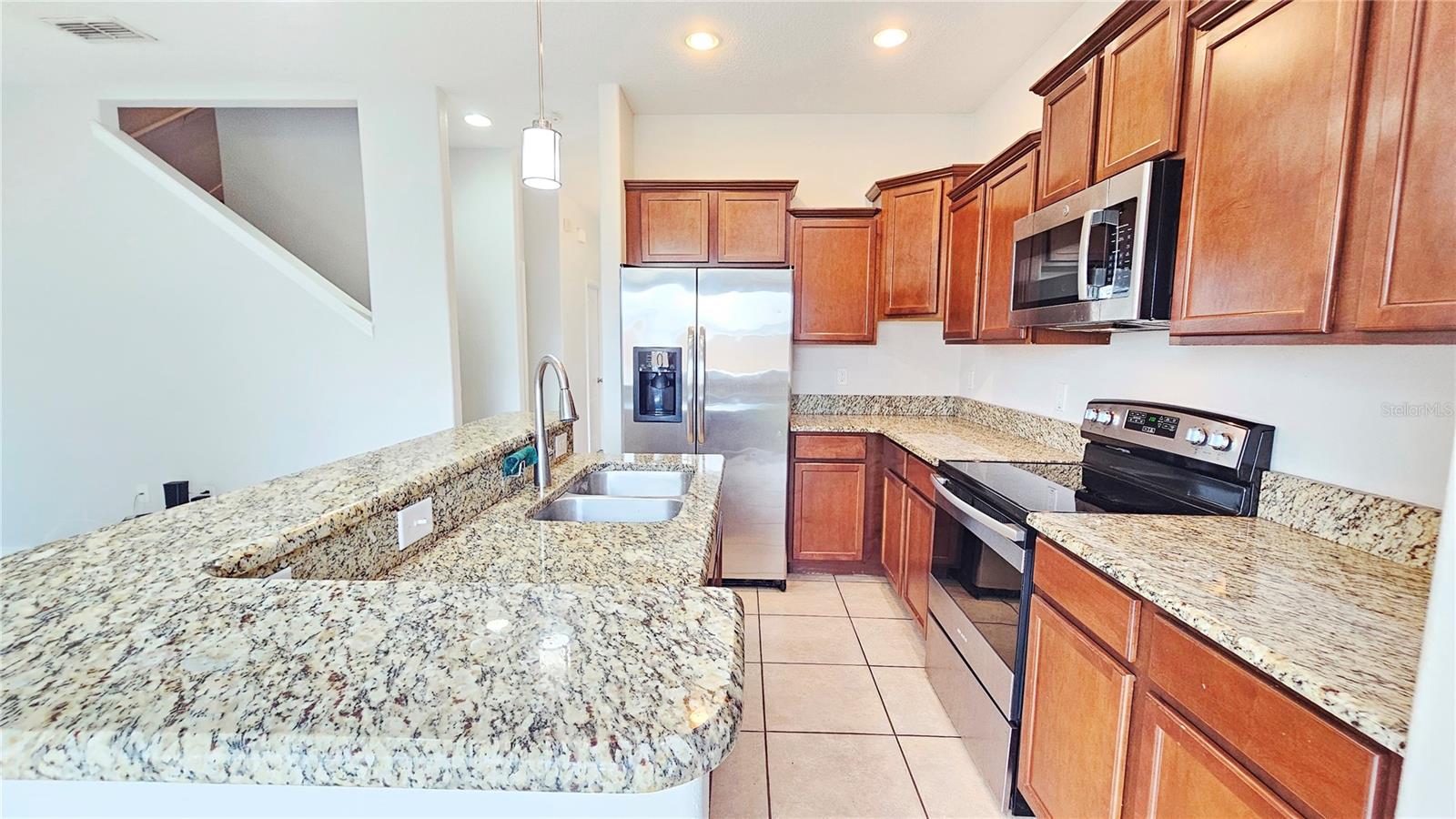 Image 12 of 36 For 10789 Savannah Landing Circle