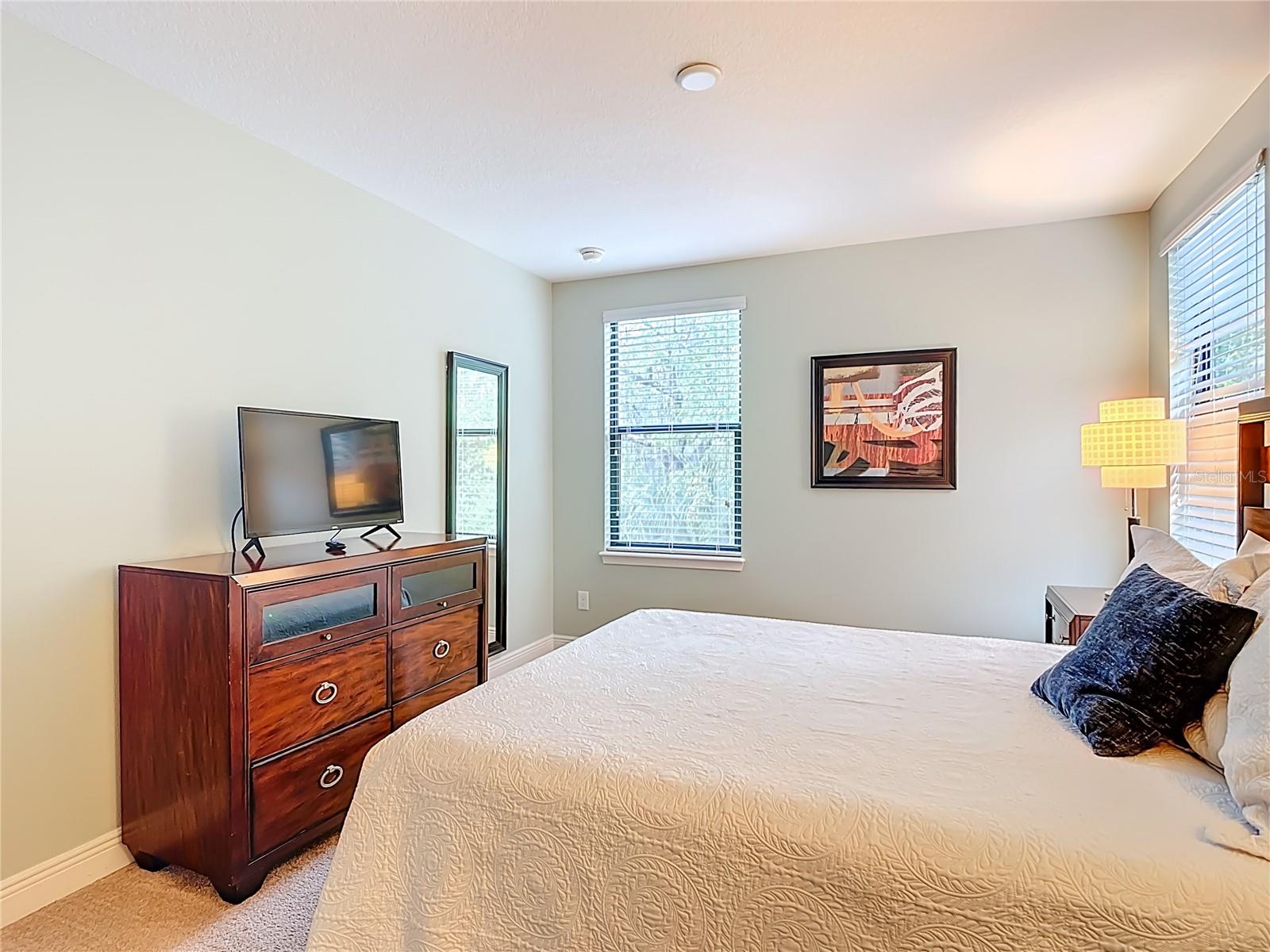 Image 21 of 63 For 8149 Roseville Boulevard