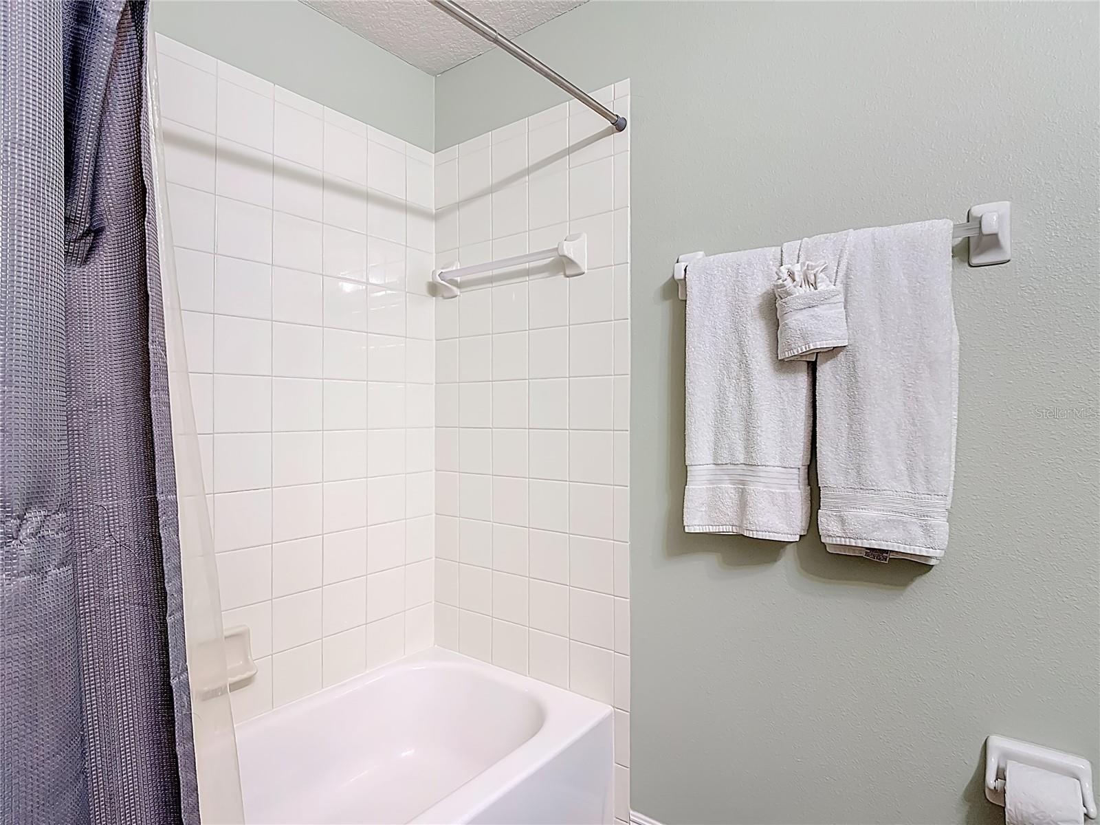 Image 26 of 63 For 8149 Roseville Boulevard