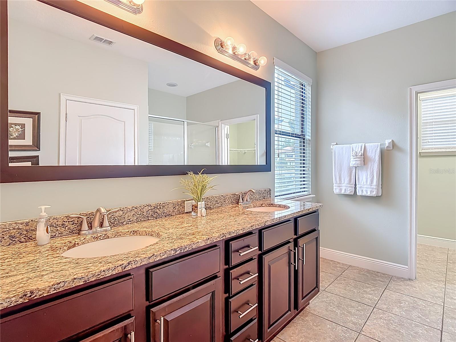 Image 41 of 63 For 8149 Roseville Boulevard