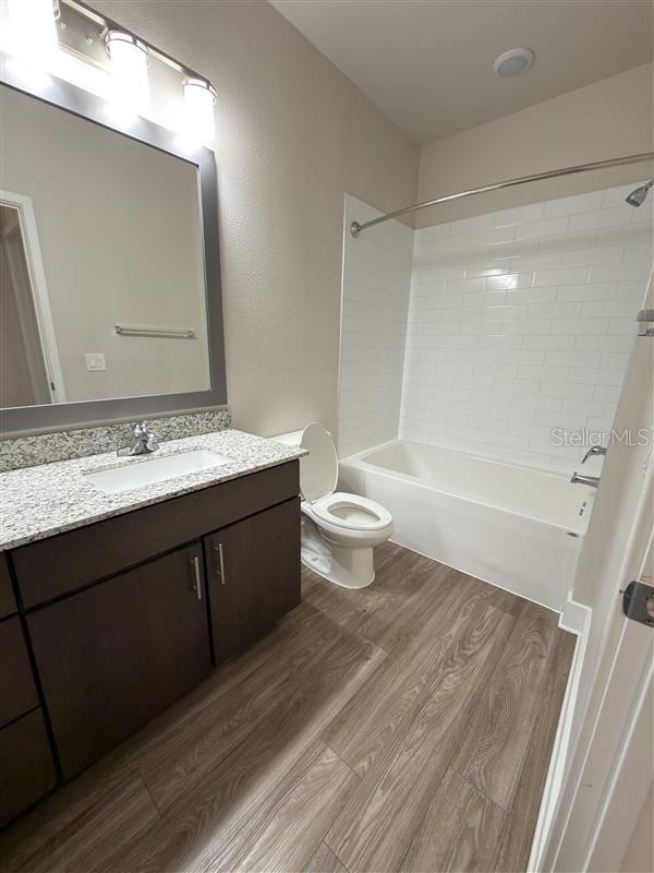 Image 16 of 22 For 541 Academy Drive 204