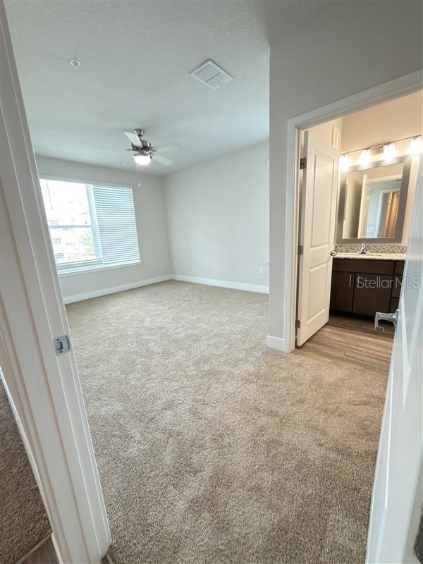 Image 8 of 22 For 541 Academy Drive 204