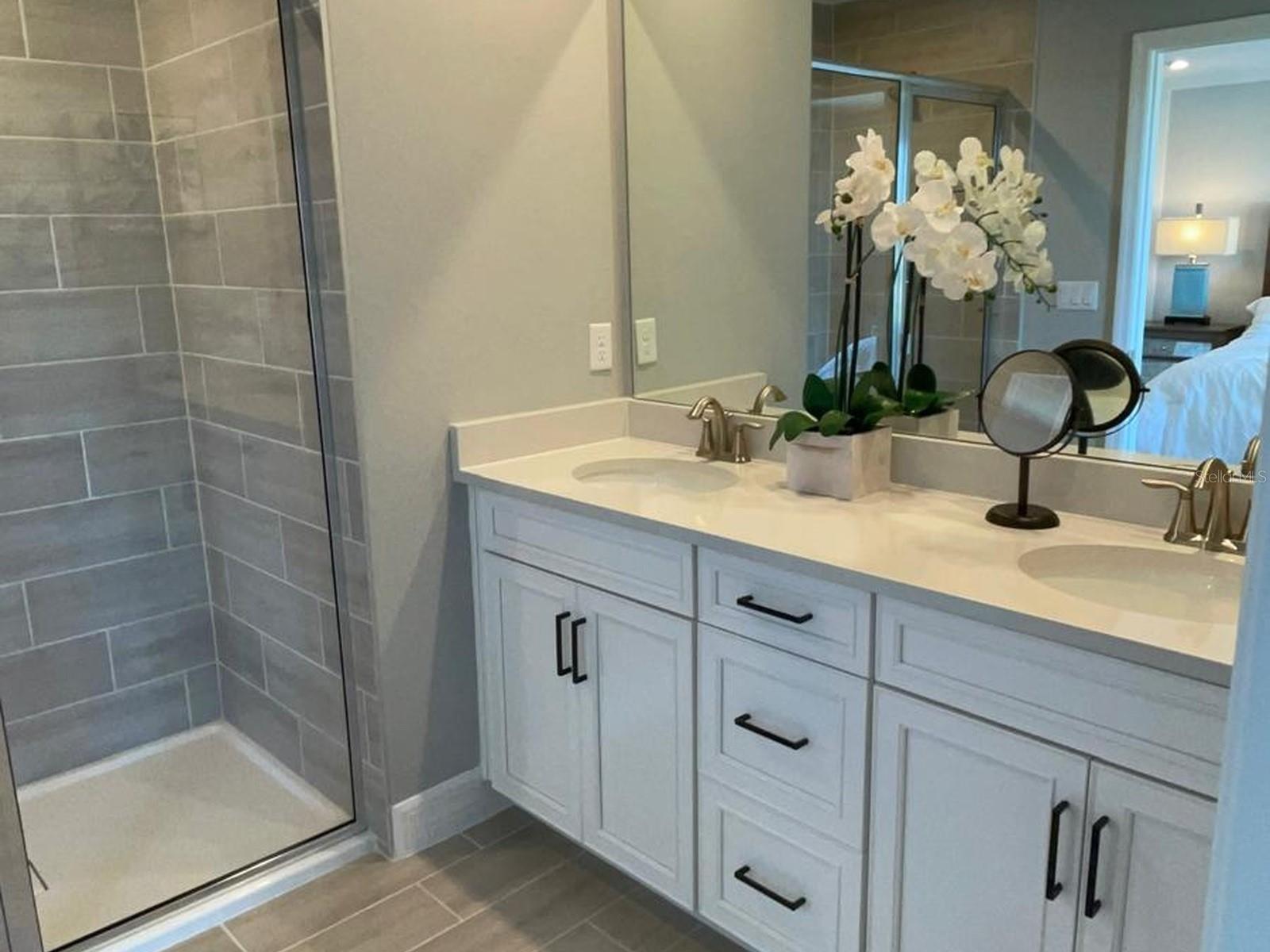 Image 6 of 13 For 7768 Clove Hitch Way