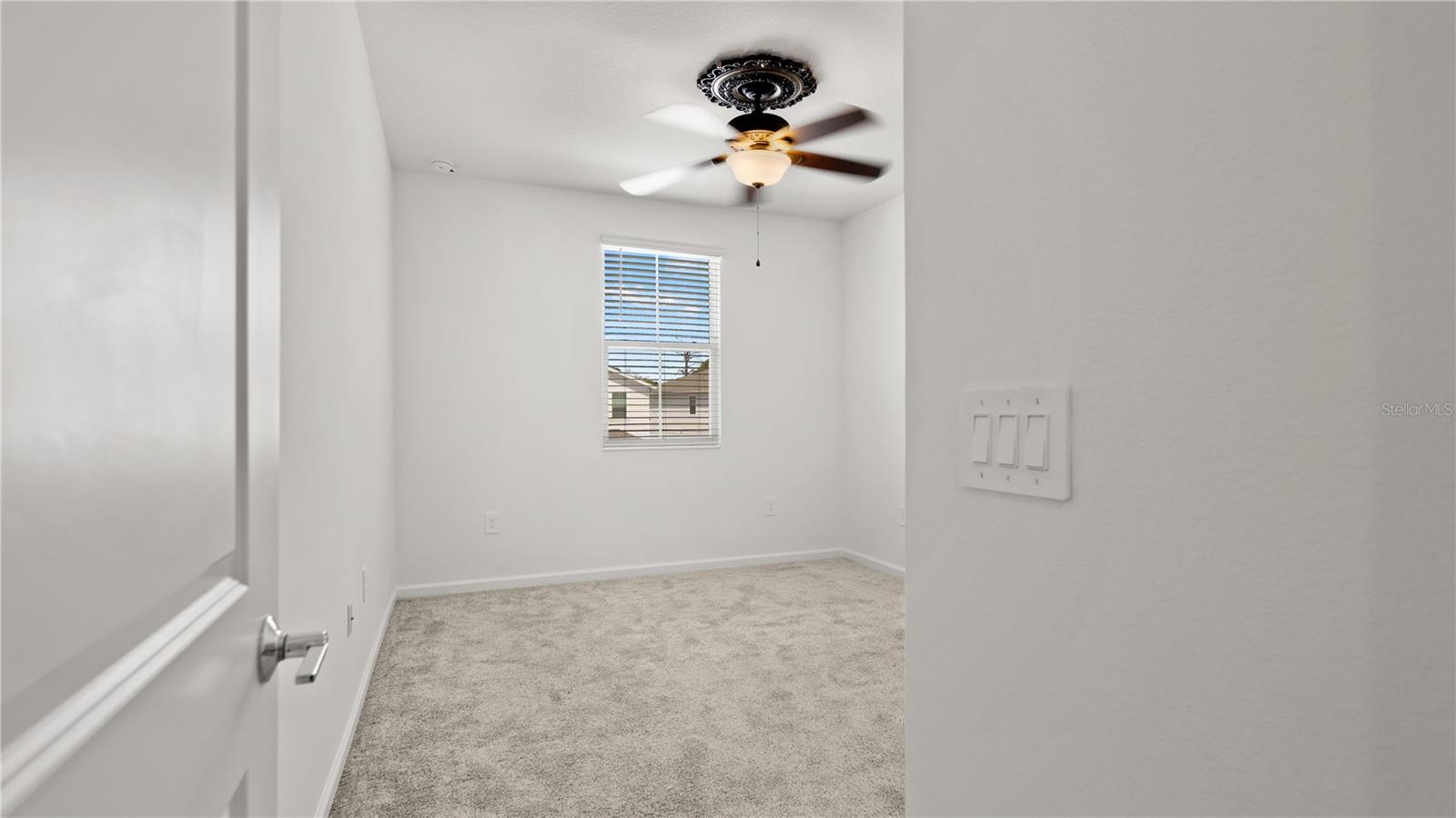 Image 27 of 42 For 7428 Stone Creek Trail