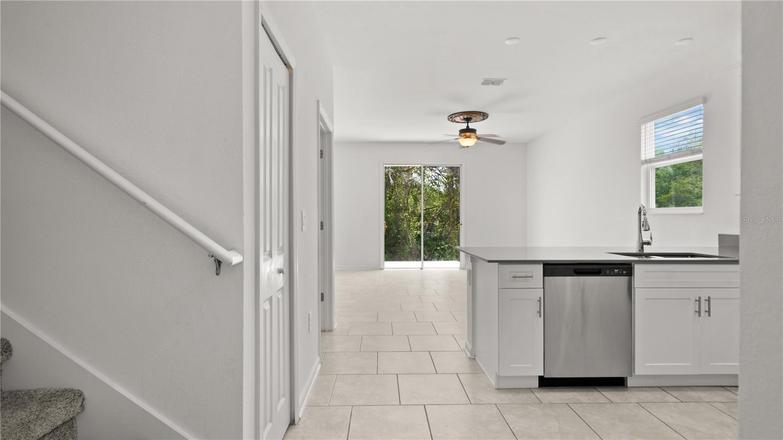 Image 6 of 42 For 7428 Stone Creek Trail