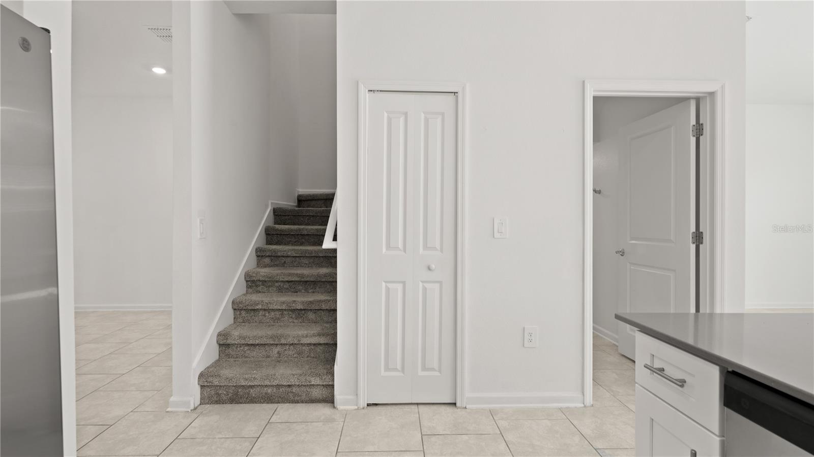 Image 7 of 42 For 7428 Stone Creek Trail