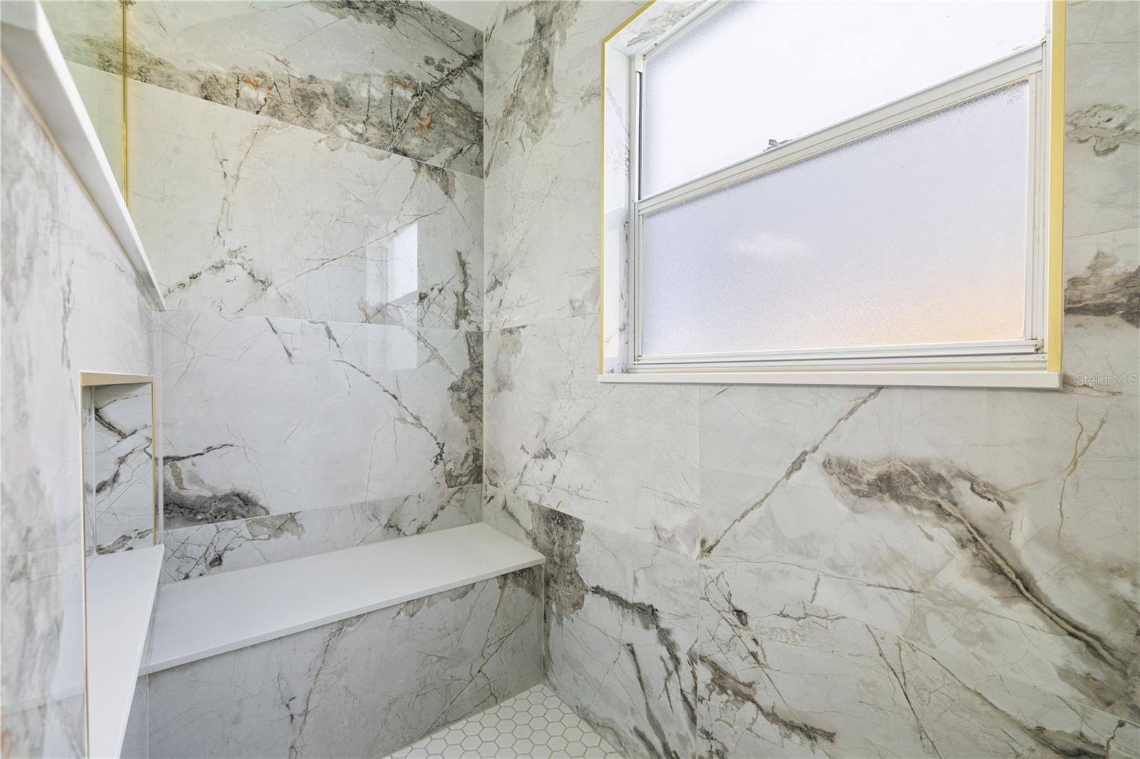 Image 14 of 40 For 8312 Fort Clinch Avenue