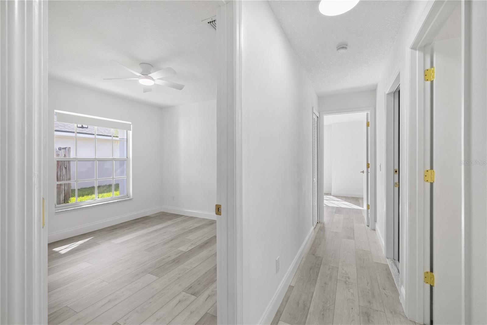 Image 23 of 40 For 8312 Fort Clinch Avenue