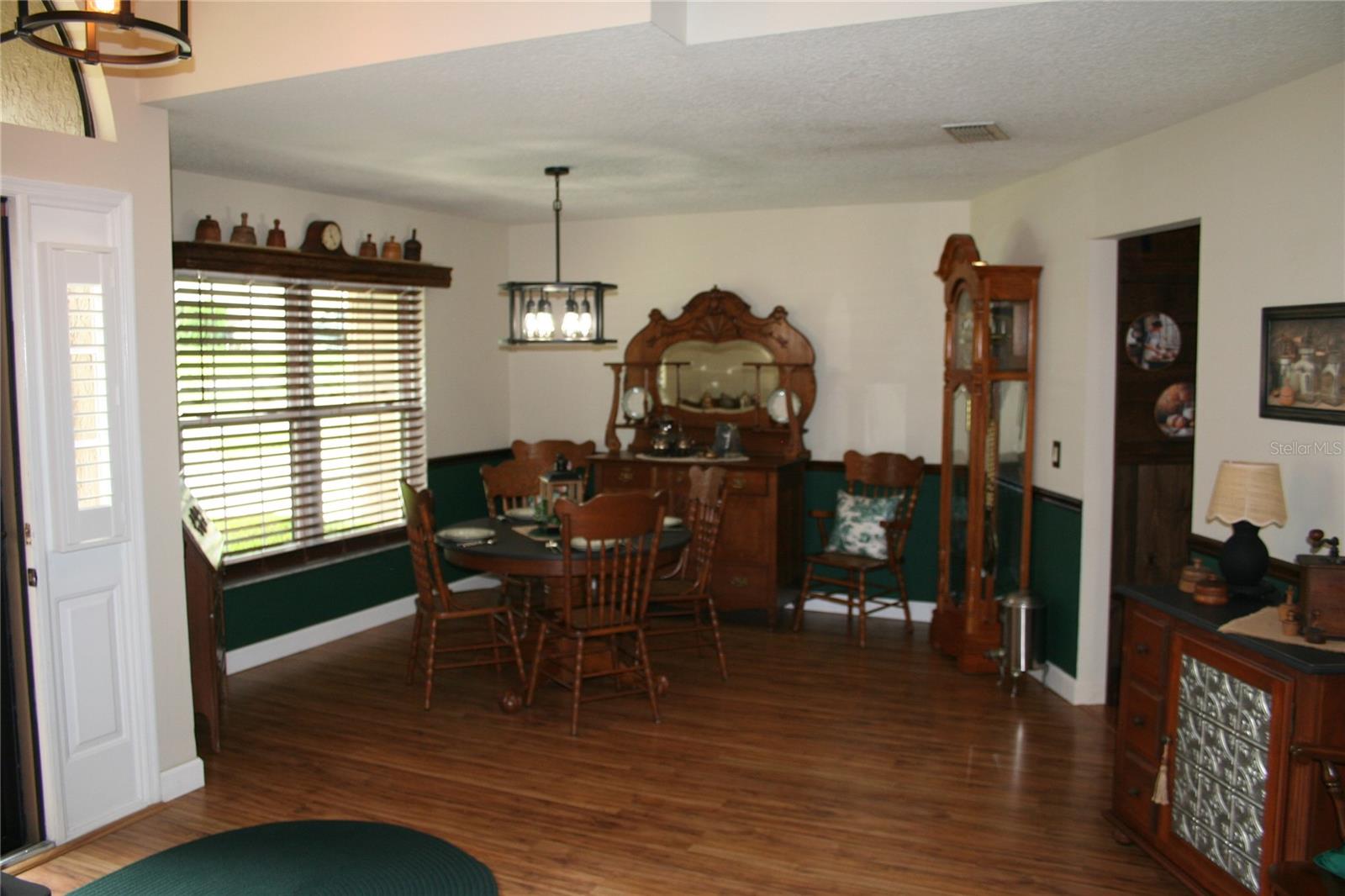 Image 26 of 36 For 136 Wood Ridge Trail