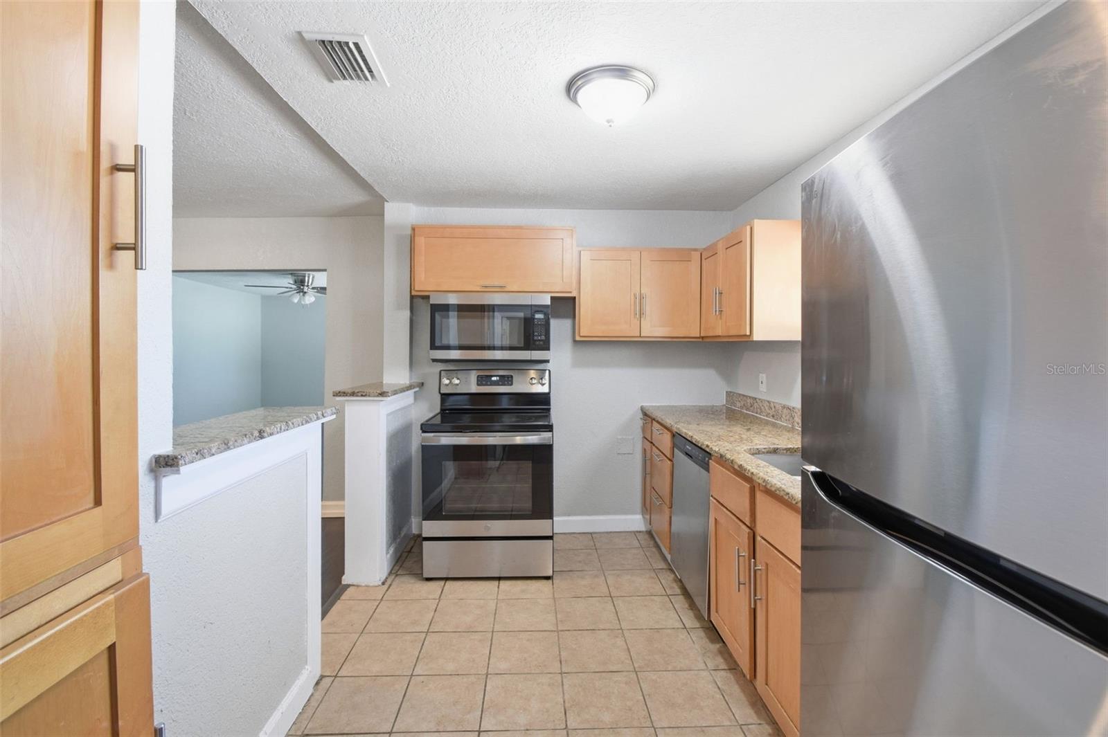 Image 13 of 38 For 1410 Waters Avenue