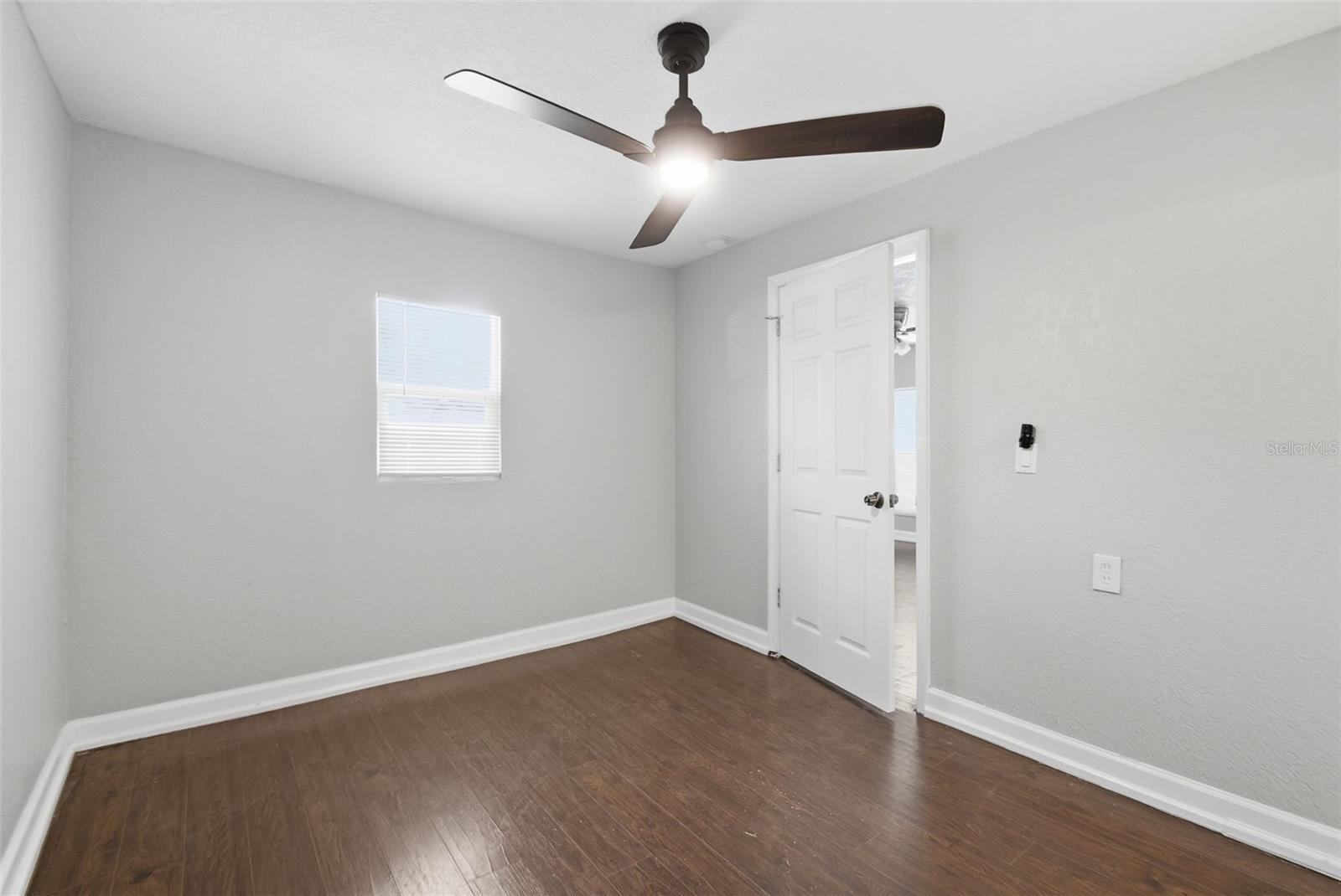 Image 19 of 38 For 1410 Waters Avenue