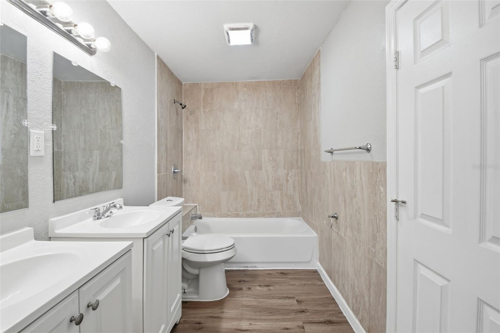 Image 29 of 38 For 1410 Waters Avenue