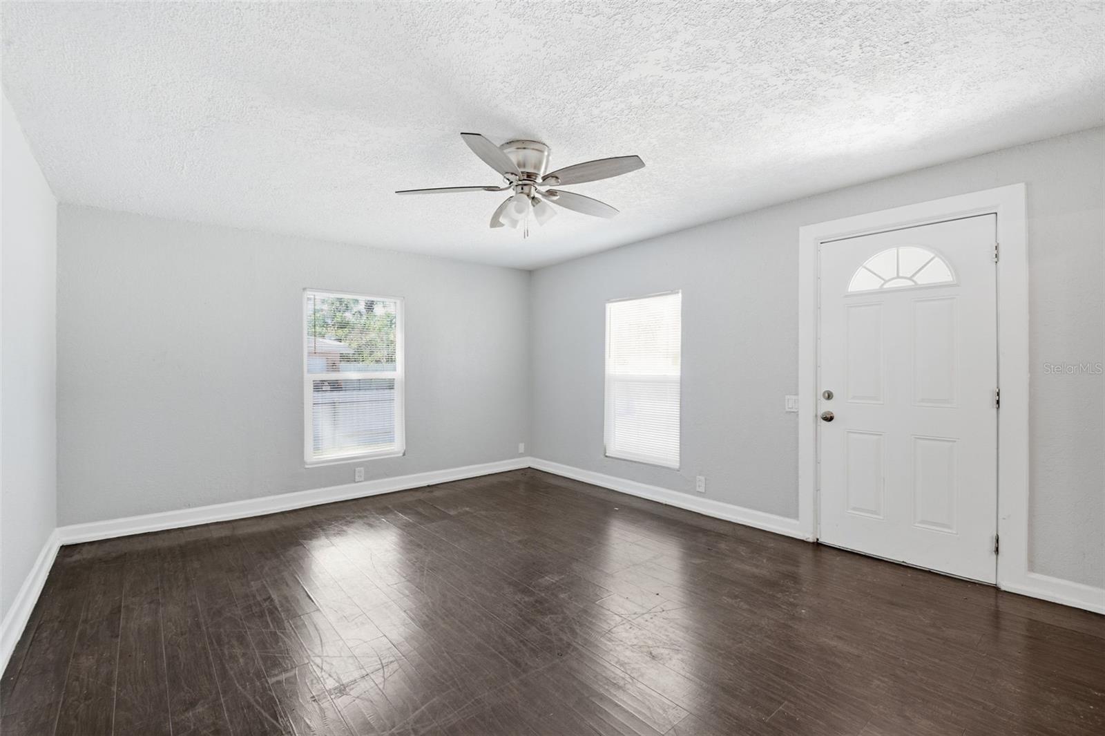 Image 9 of 38 For 1410 Waters Avenue