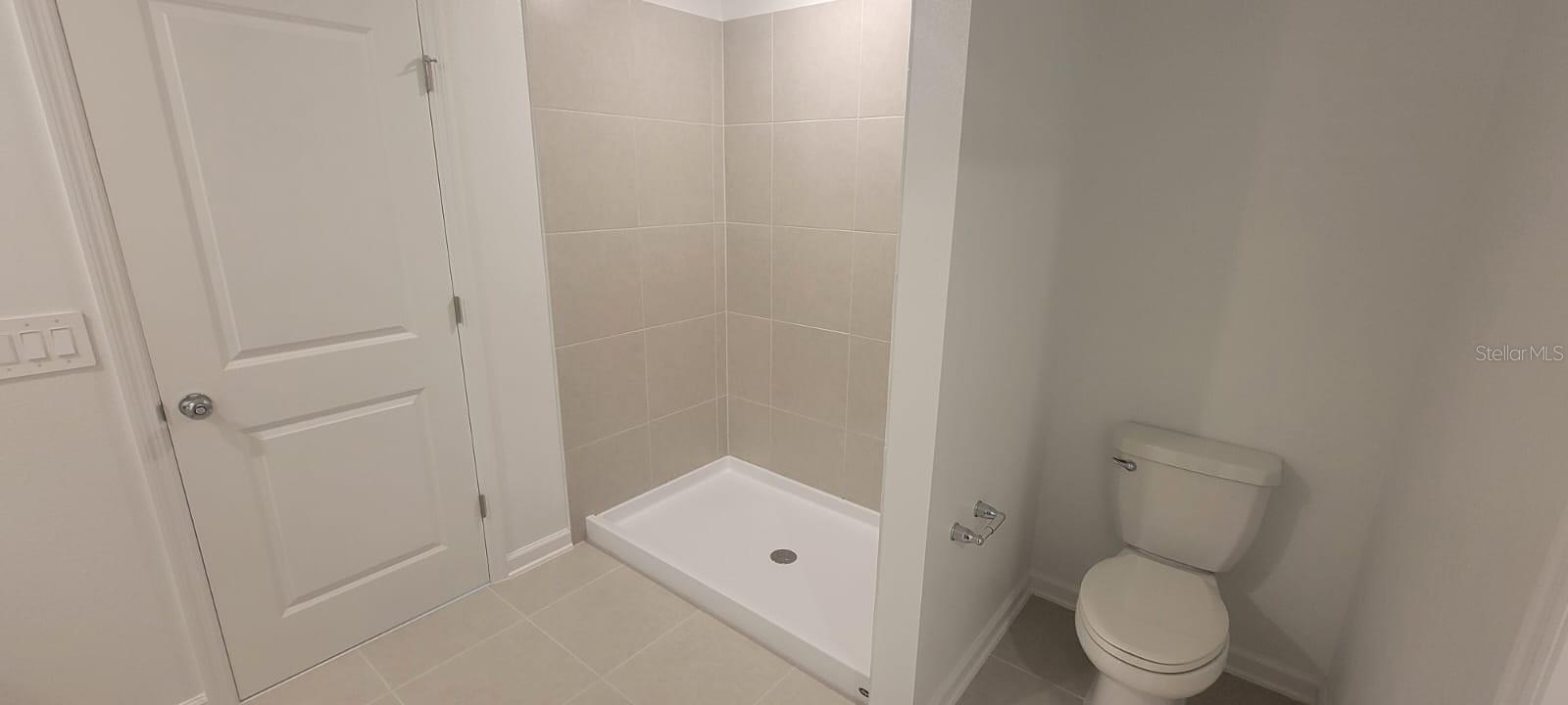 Image 18 of 27 For 3359 Alexander Dr