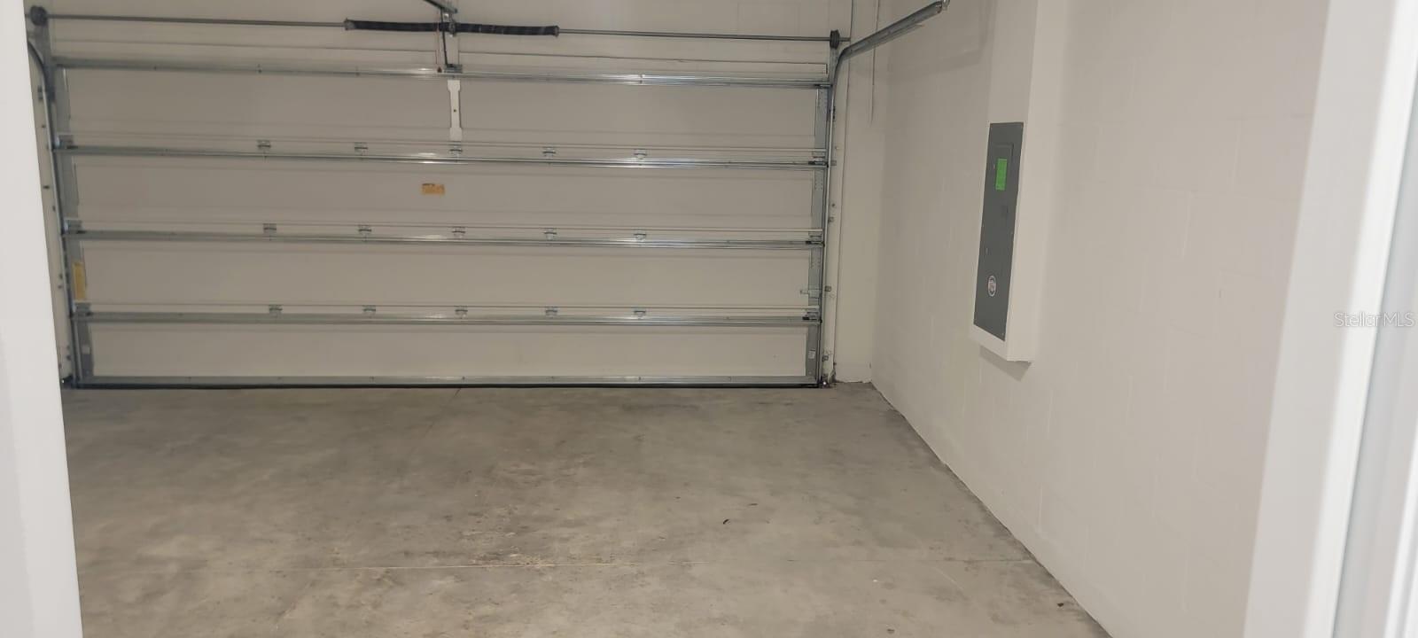 Image 7 of 27 For 3359 Alexander Dr