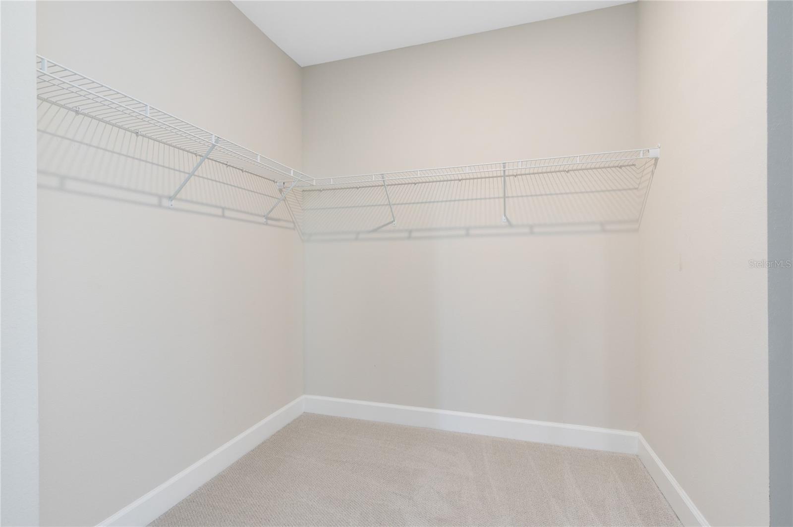 Image 18 of 39 For 8962 Lower Carrel Circle