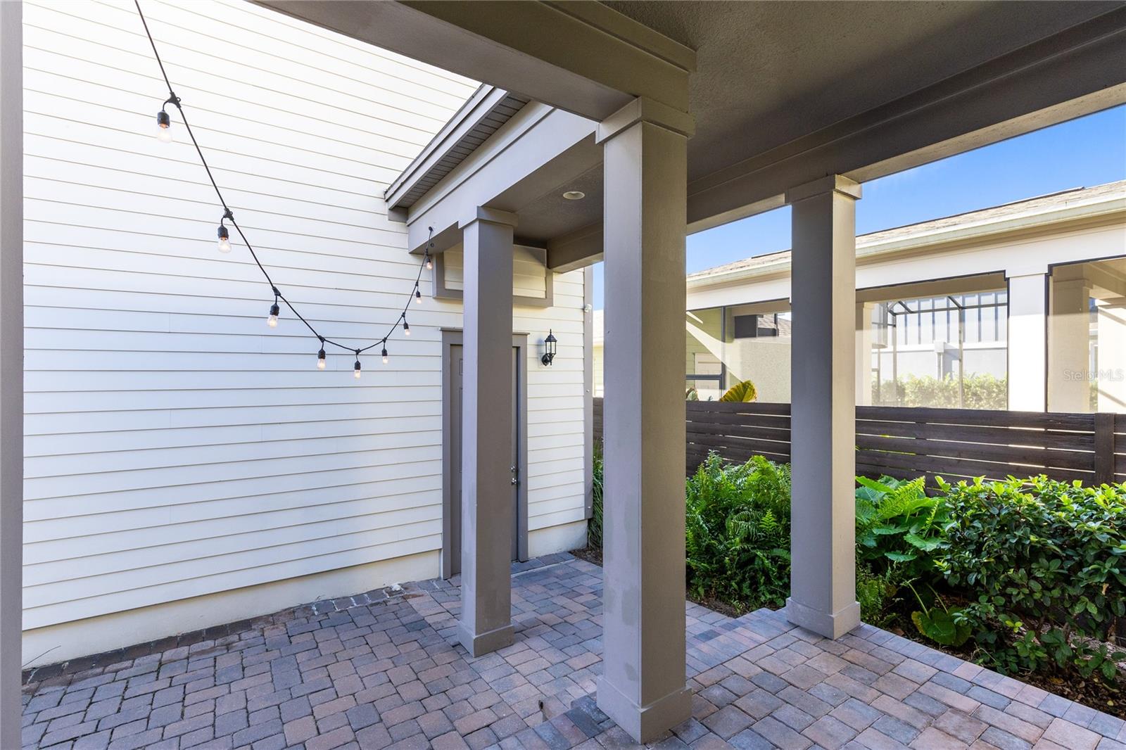 Image 24 of 39 For 8962 Lower Carrel Circle