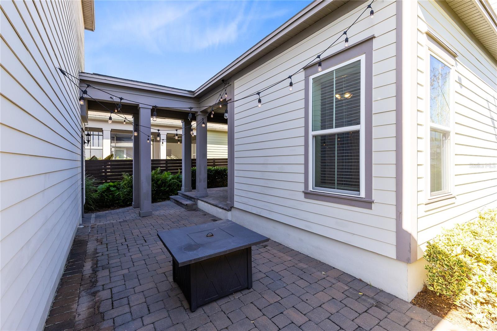 Image 25 of 39 For 8962 Lower Carrel Circle