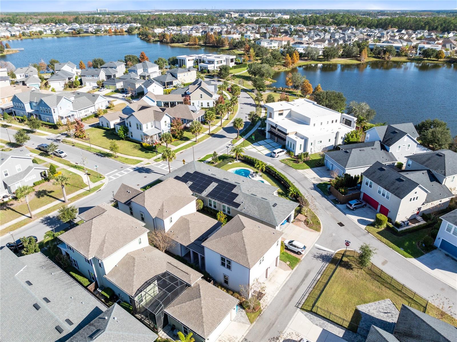 Image 29 of 39 For 8962 Lower Carrel Circle