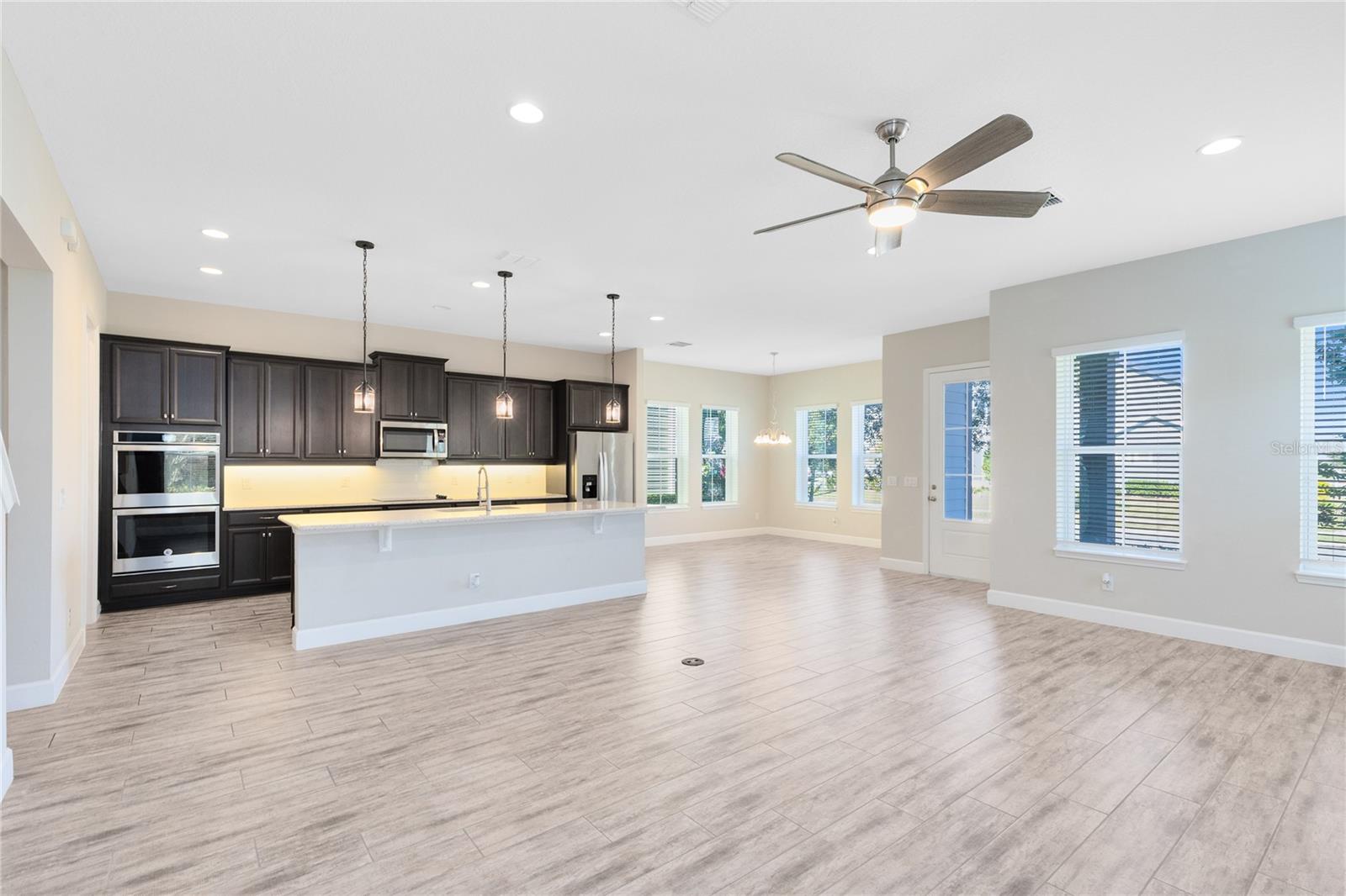 Image 6 of 39 For 8962 Lower Carrel Circle