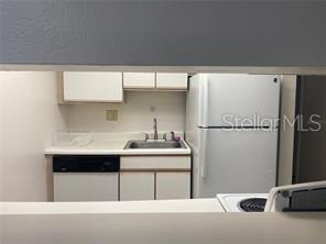 Image 5 of 11 For 927 Oak Ridge Road B