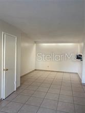 Image 9 of 11 For 927 Oak Ridge Road B