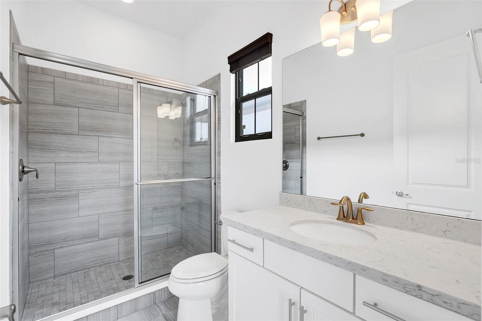 Listing photo id 25 for 8436 Via Vittoria Way