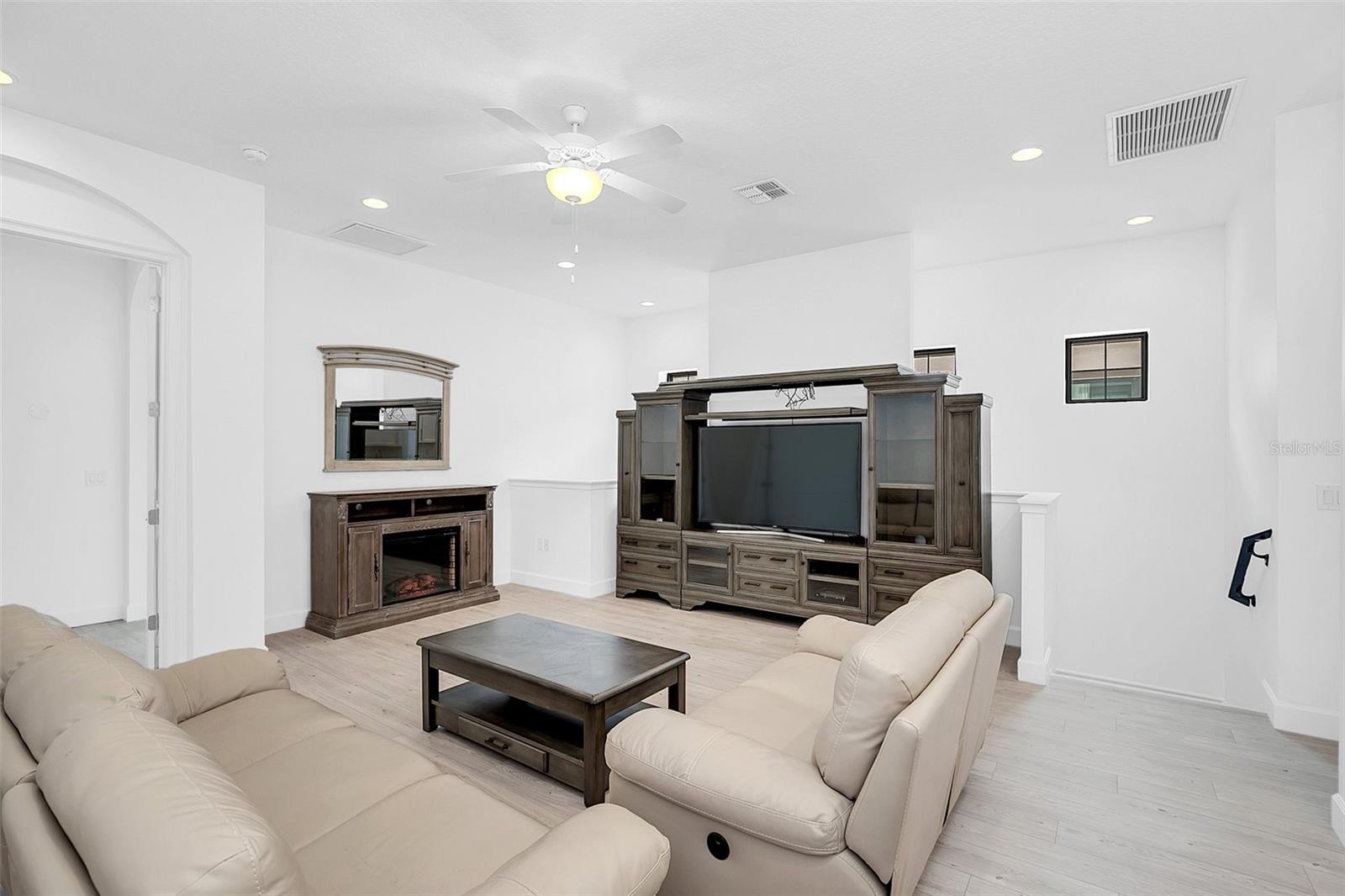 Listing photo id 29 for 8436 Via Vittoria Way