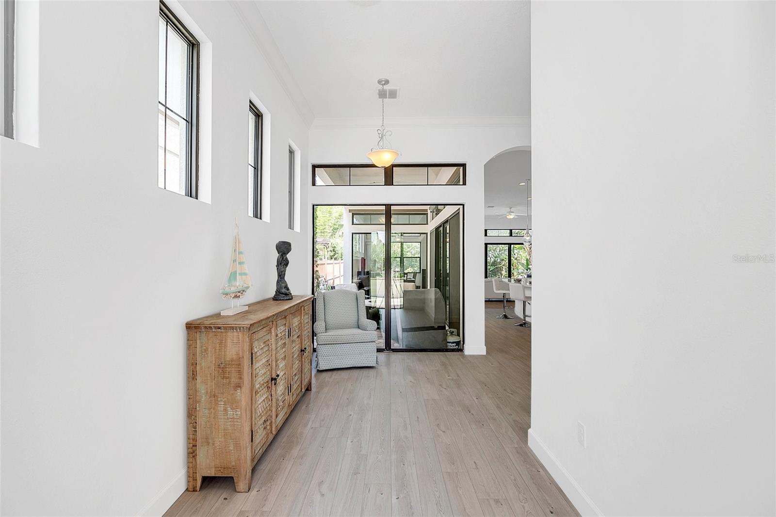 Listing photo id 3 for 8436 Via Vittoria Way