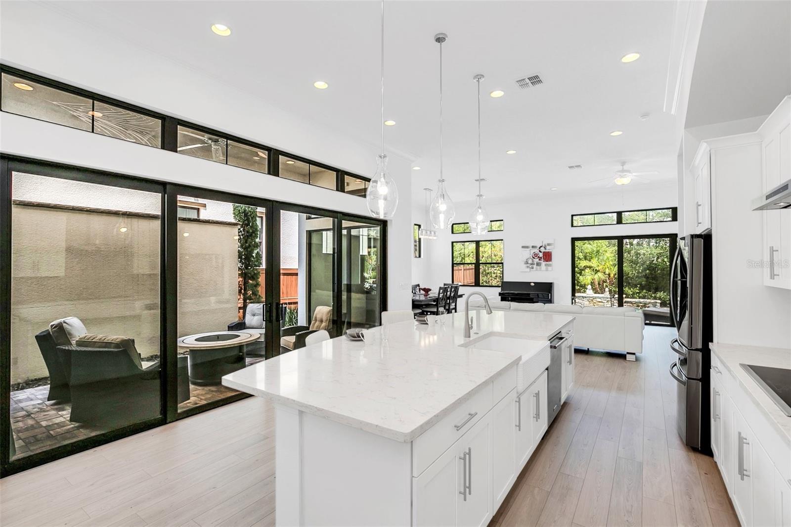 Listing photo id 5 for 8436 Via Vittoria Way