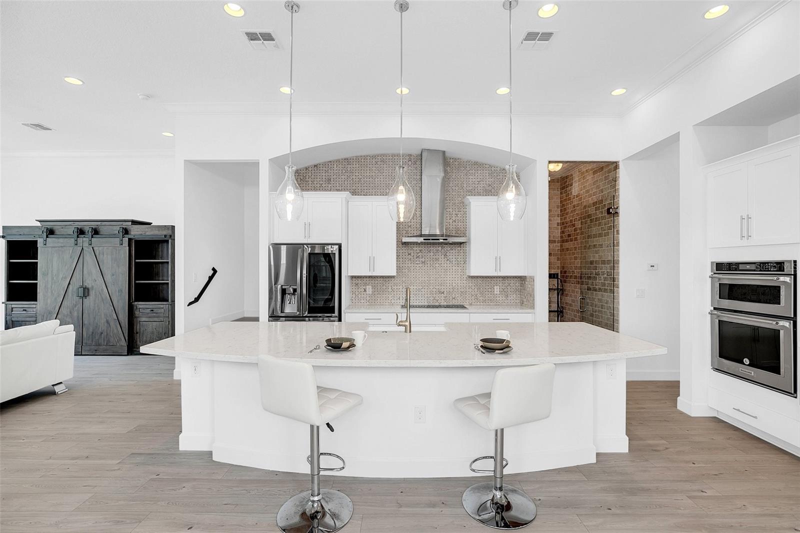 Listing photo id 6 for 8436 Via Vittoria Way