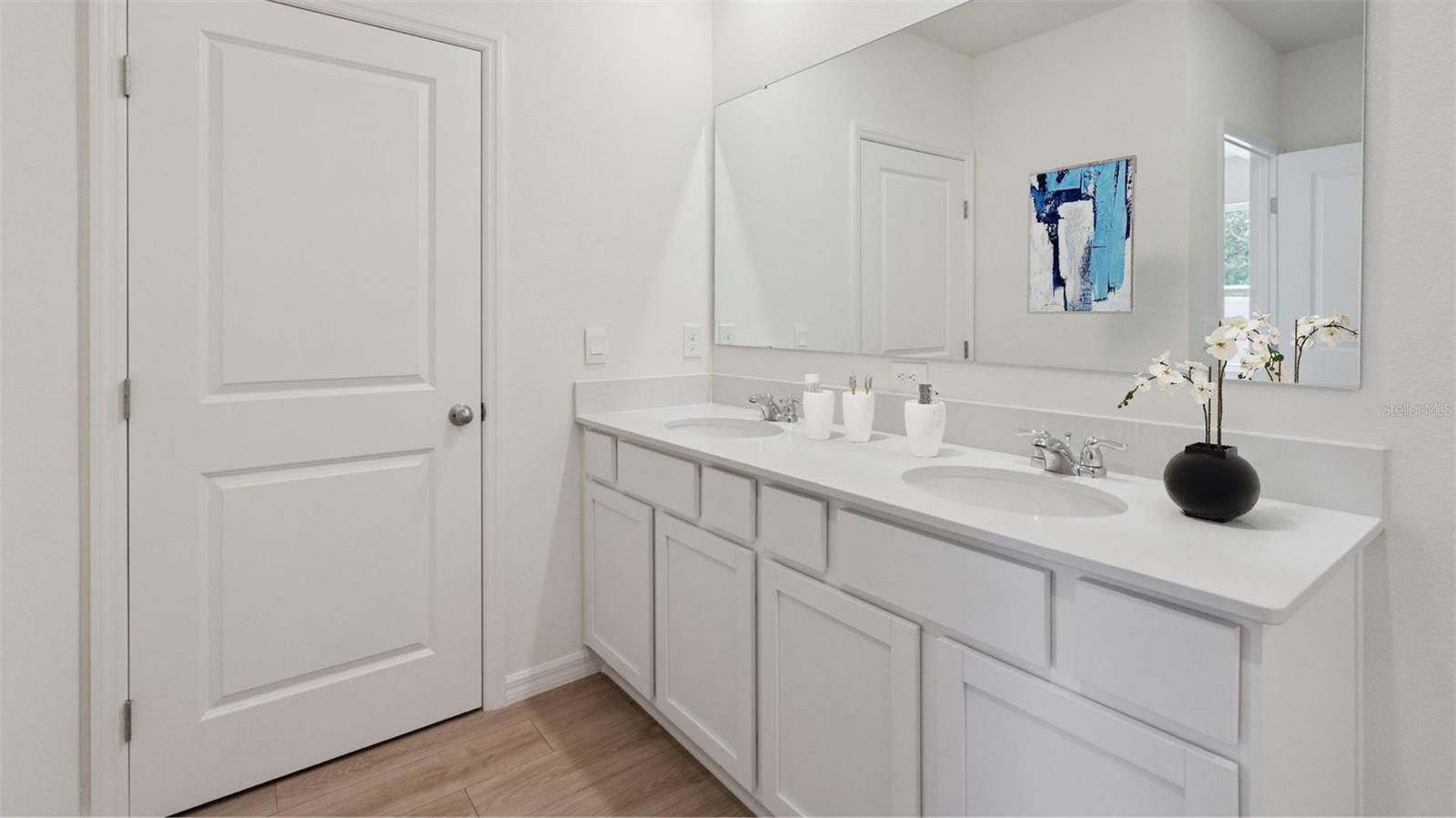 Image 6 of 48 For 2988 Grey Moss Drive