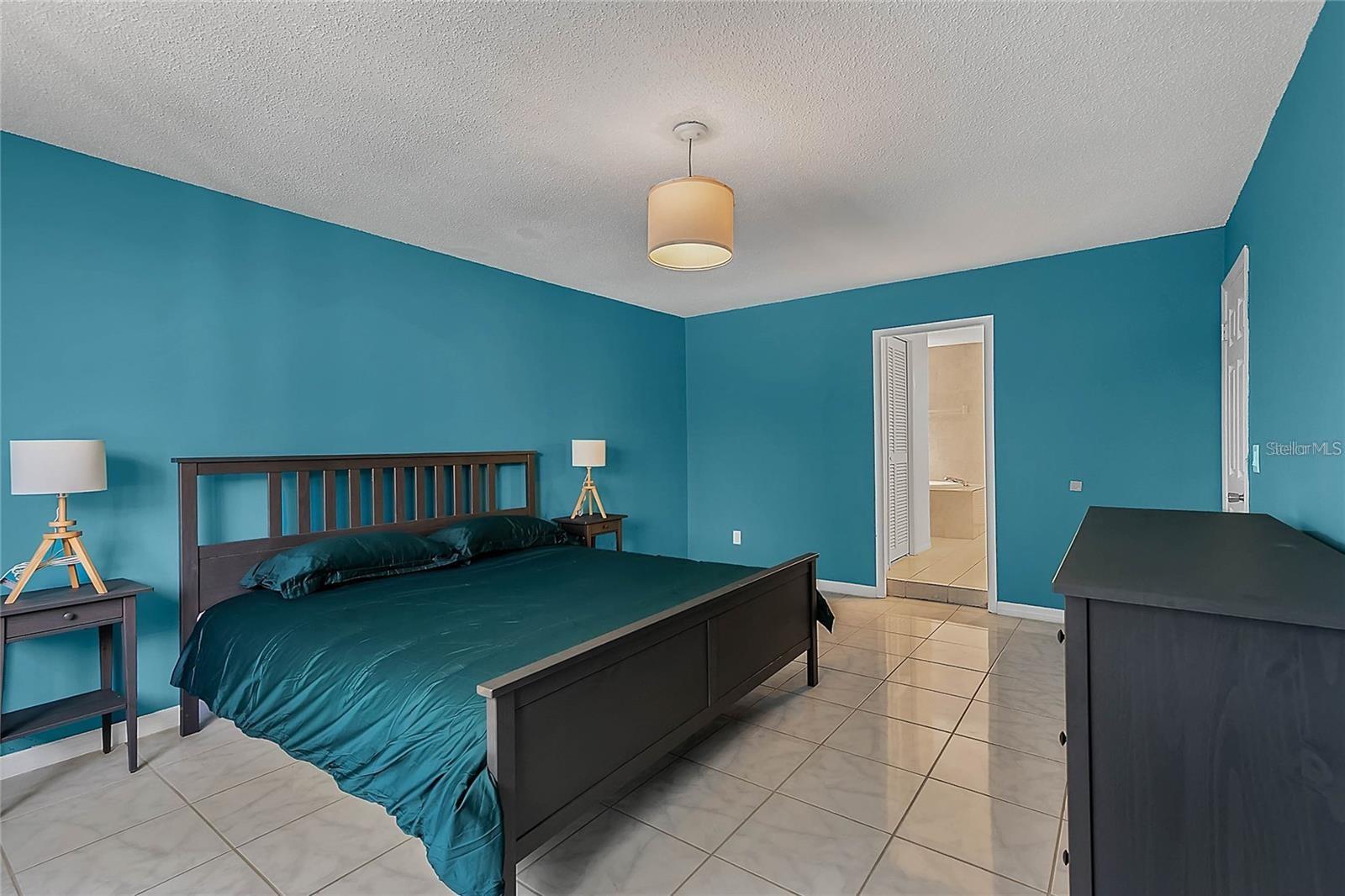 Image 13 of 21 For 5607 Spring Run Avenue