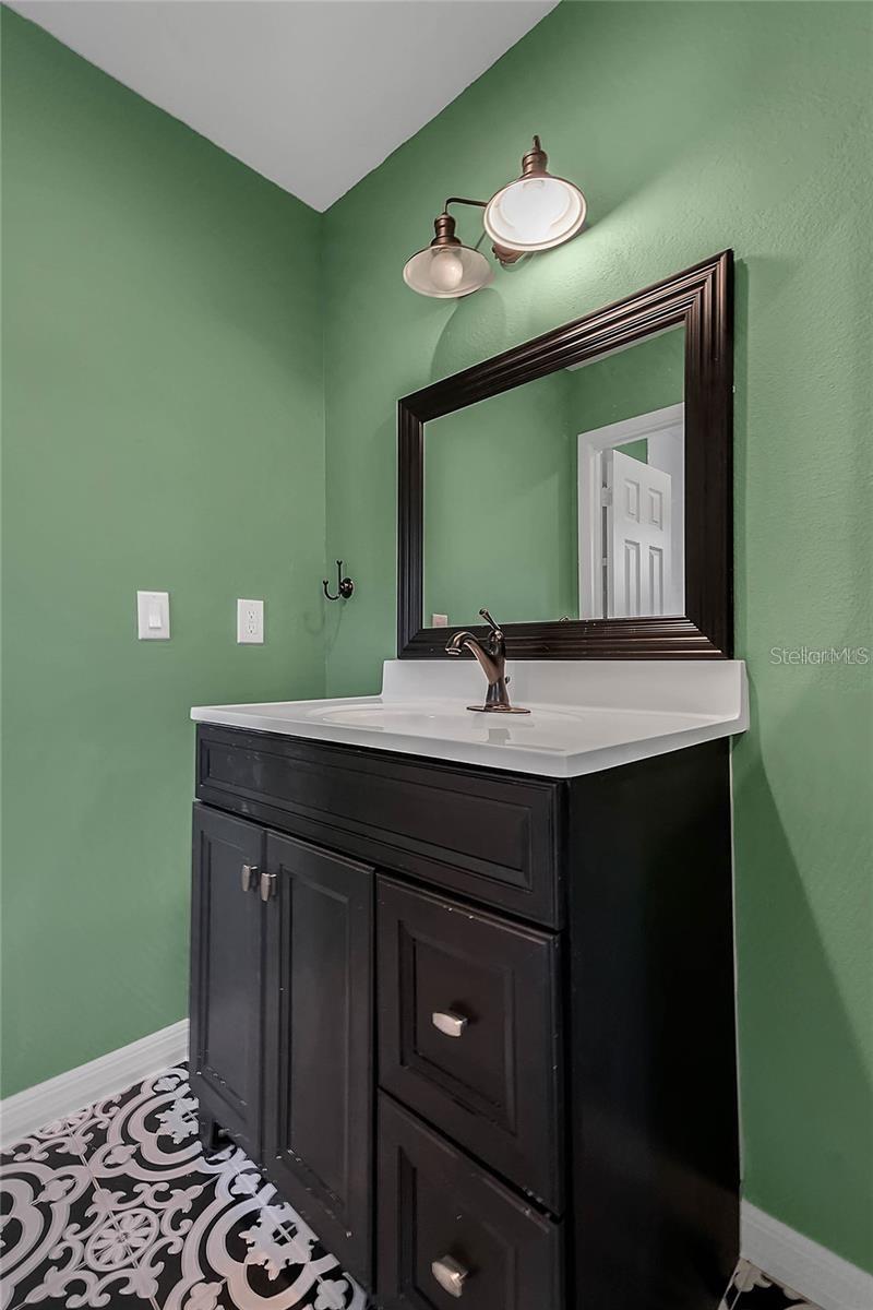 Image 17 of 21 For 5607 Spring Run Avenue