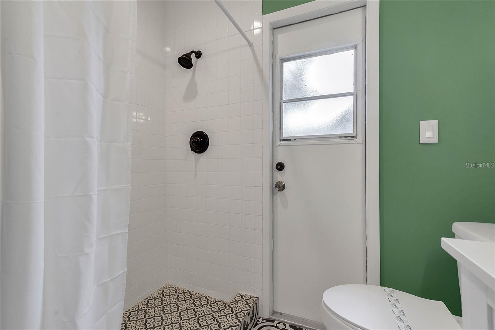 Image 19 of 21 For 5607 Spring Run Avenue