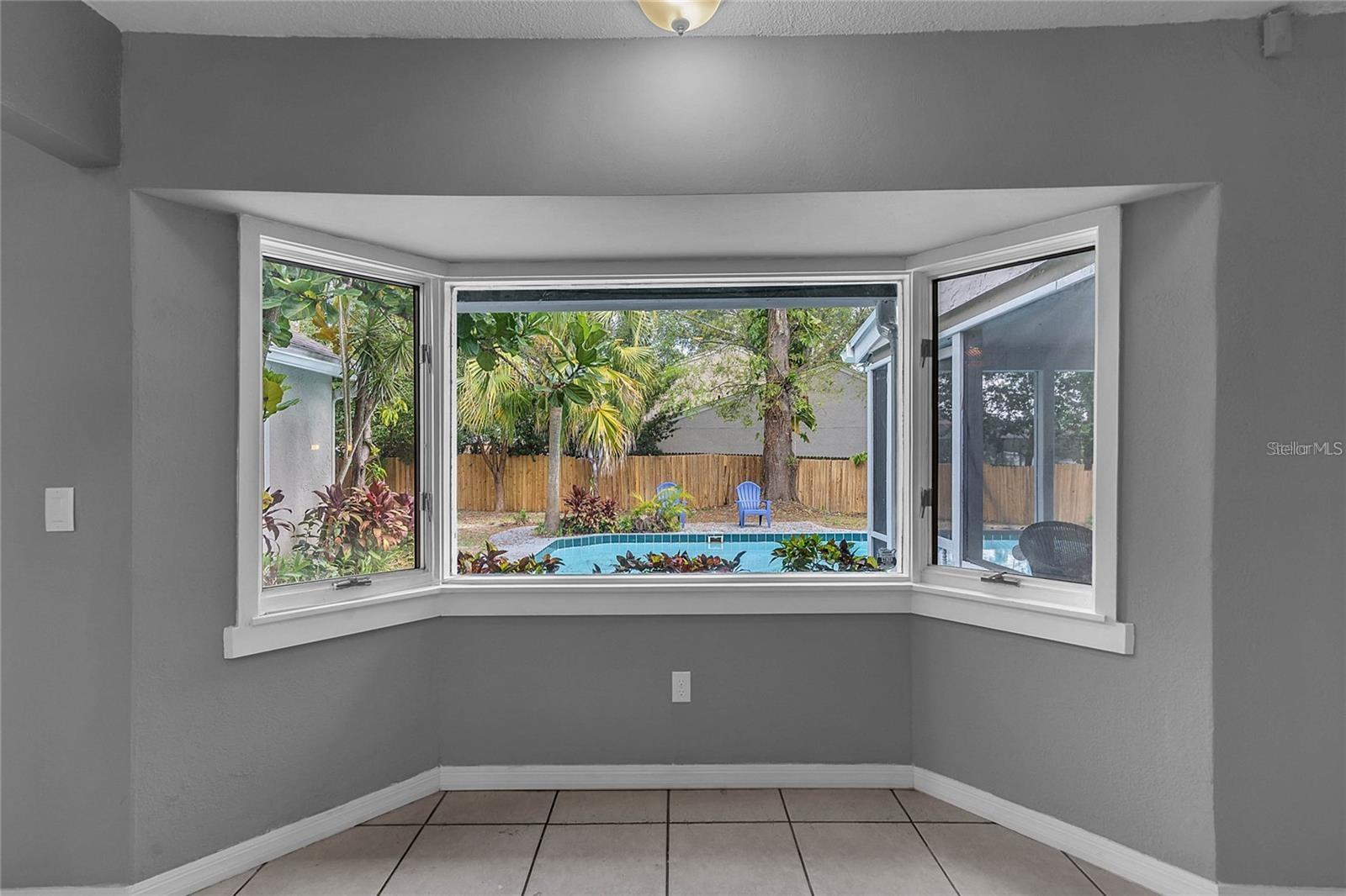 Image 8 of 21 For 5607 Spring Run Avenue