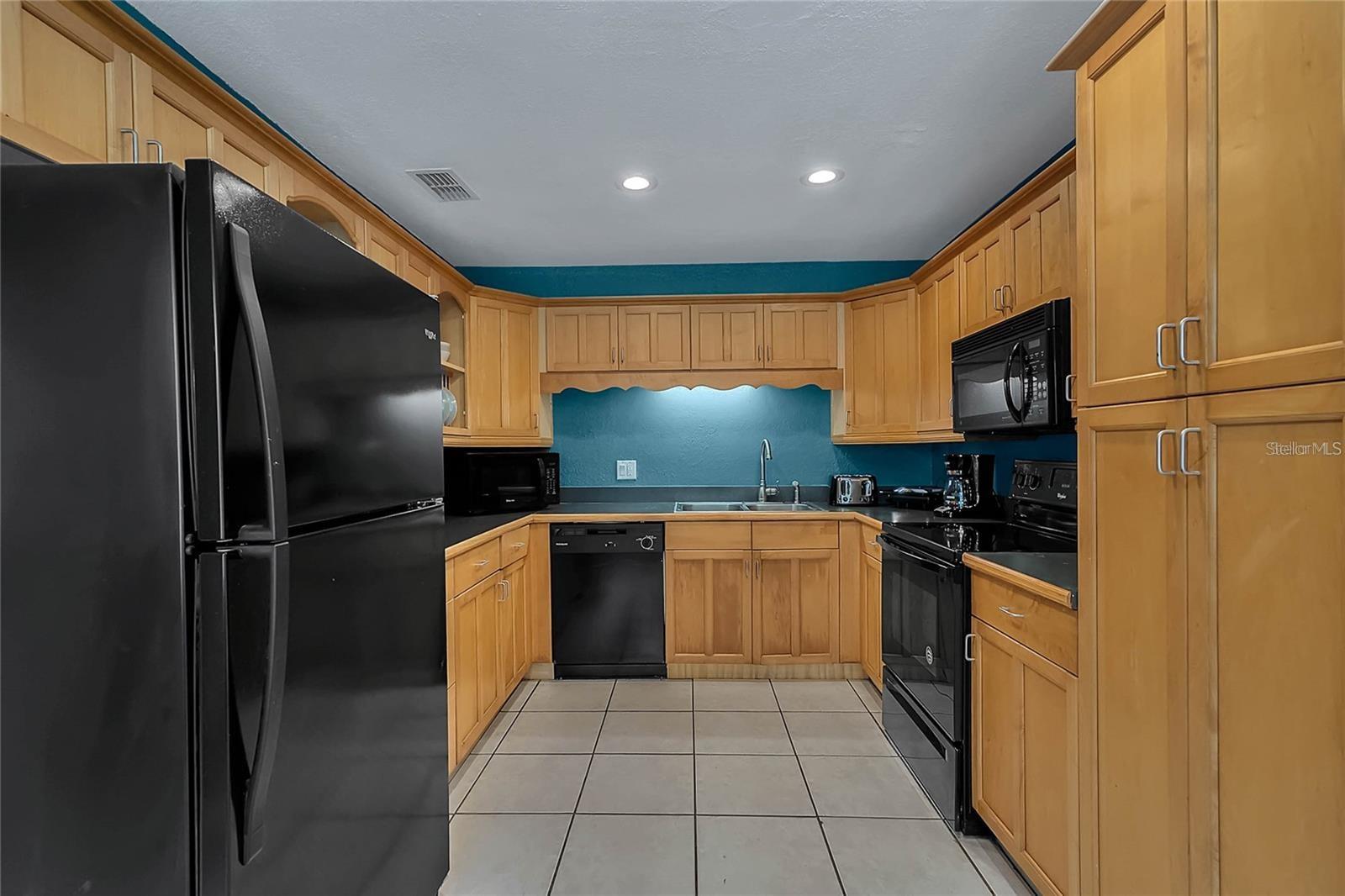 Image 9 of 21 For 5607 Spring Run Avenue