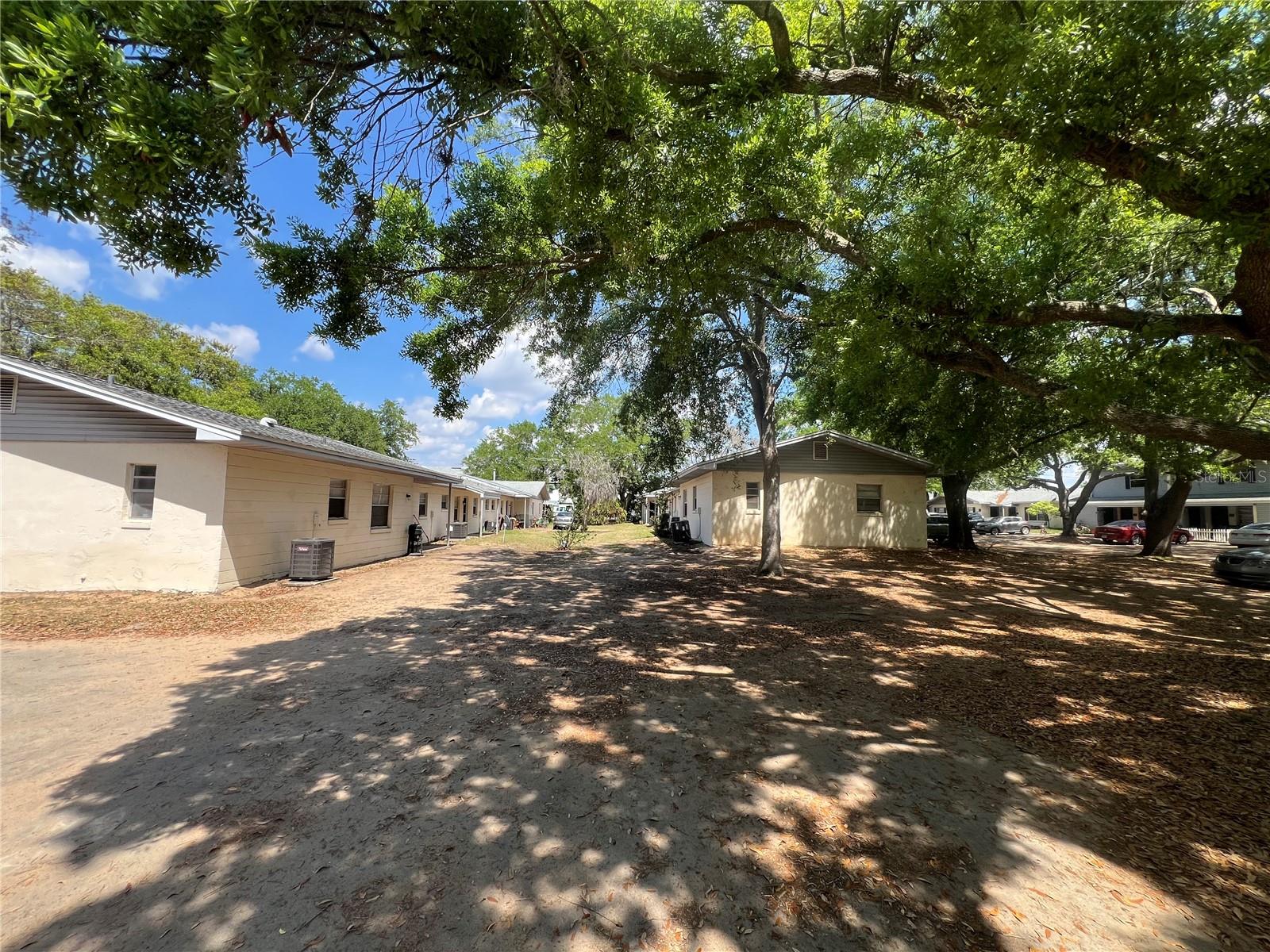 Image 12 of 15 For 1000 Caroline Street