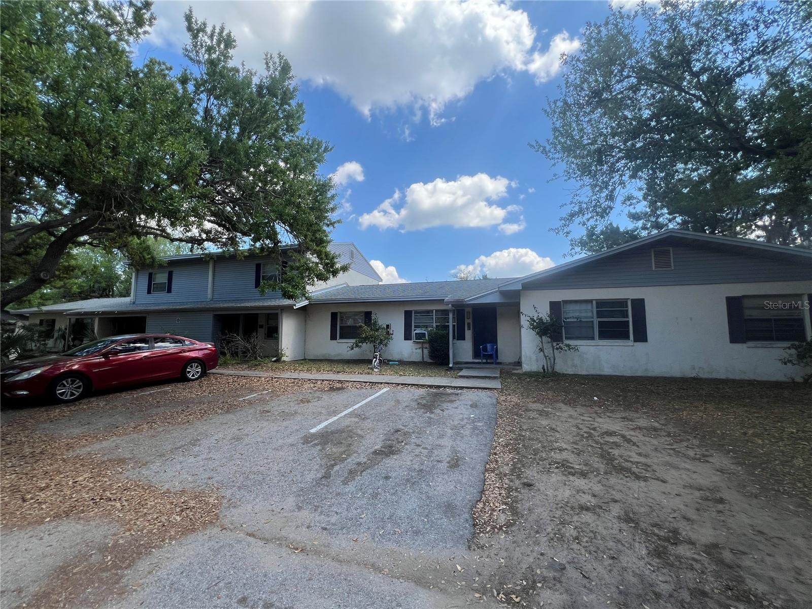 Image 7 of 15 For 1000 Caroline Street