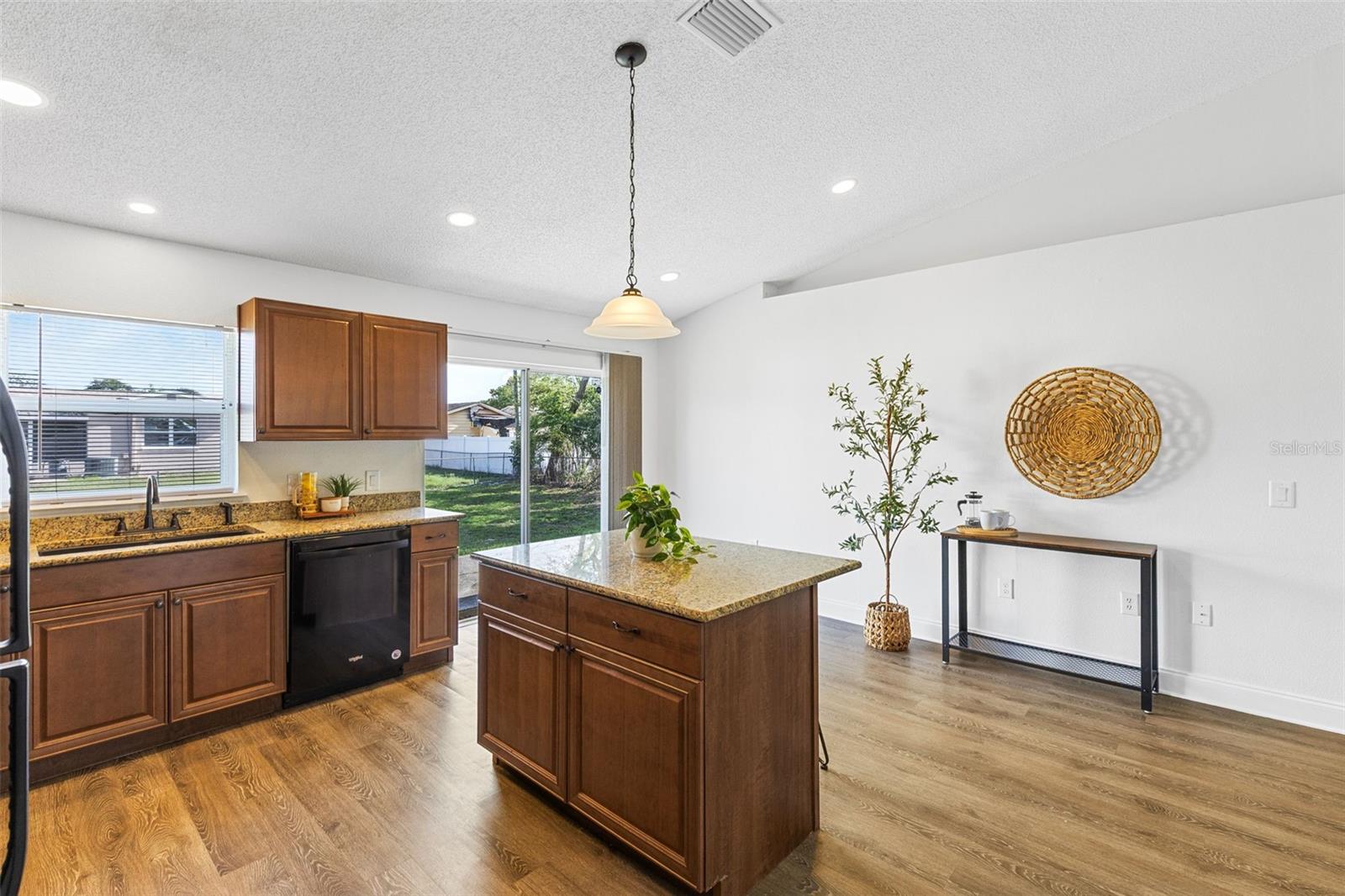 Image 10 of 31 For 3024 Kirkland Street