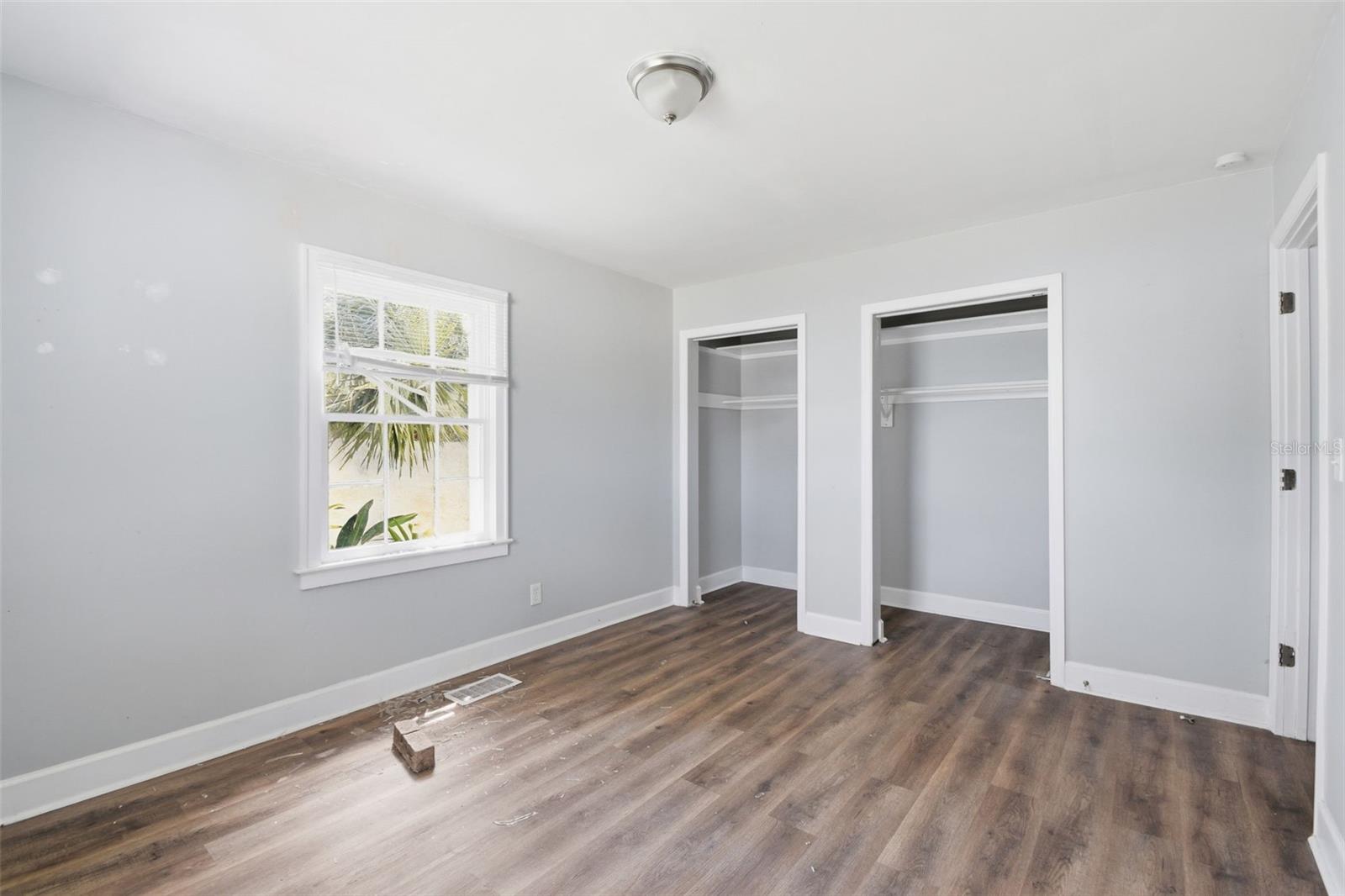 Image 34 of 51 For 2513 16th Avenue W