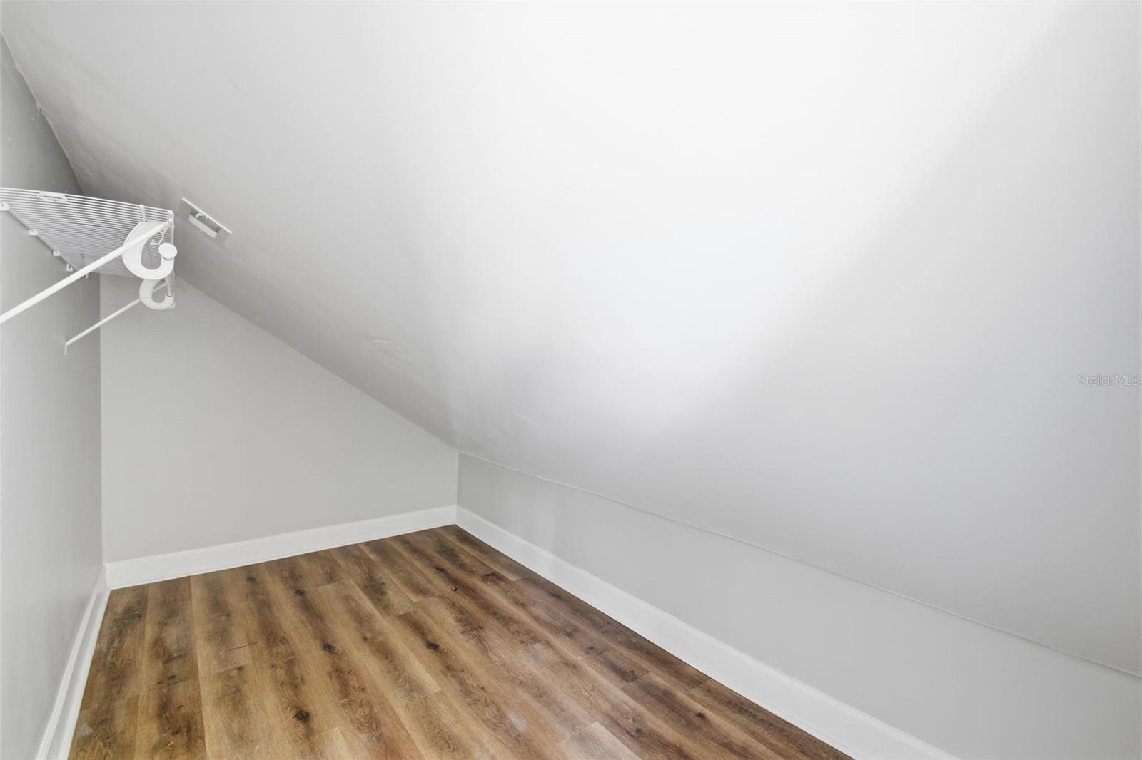 Image 42 of 51 For 2513 16th Avenue W