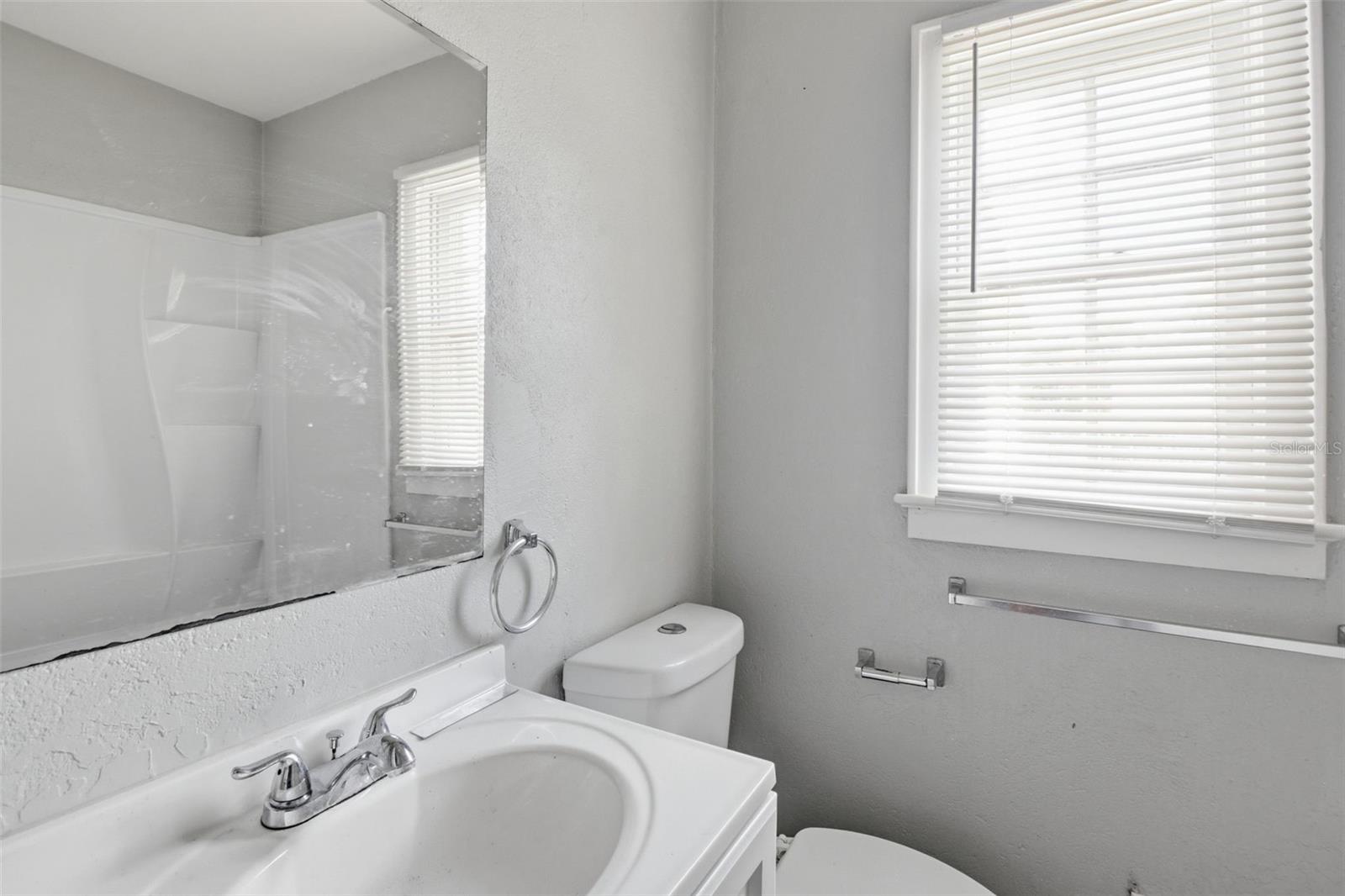 Image 45 of 51 For 2513 16th Avenue W