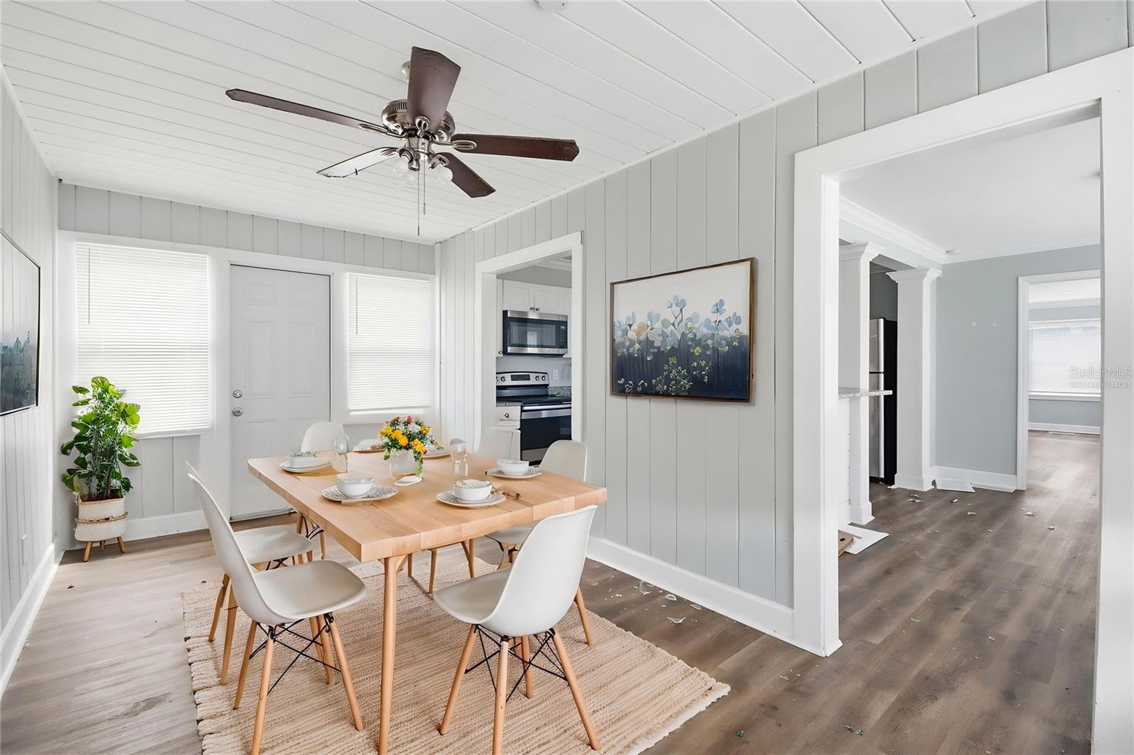 Image 7 of 51 For 2513 16th Avenue W